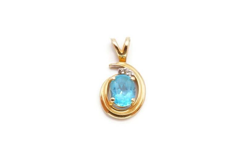 Alwand Vahan 14k Yellow Gold 1.25 Carat Blue Topaz And Diamond Swirl Pendant