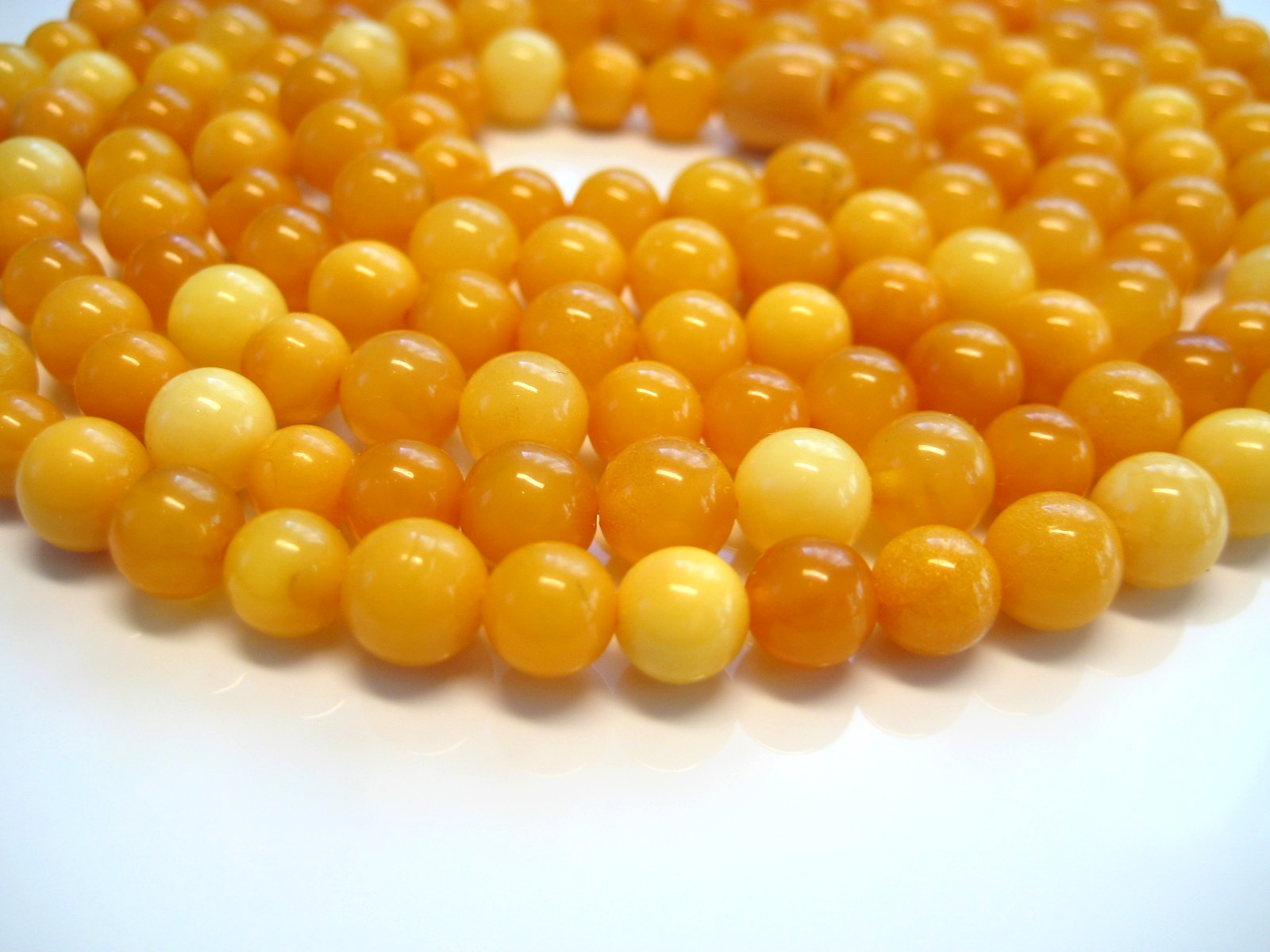 Genuine Round Butterscotch Amber Baltic Amber Necklace 41 inches 185 Beads !!!