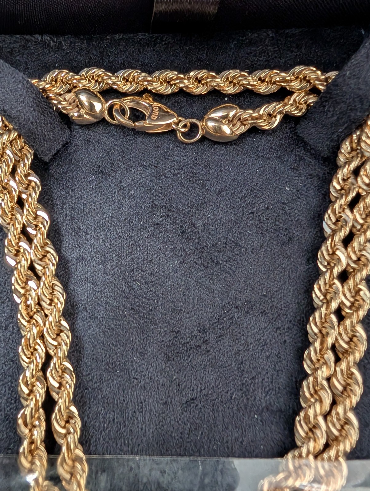 18K Yellow Gold Rope Chain Necklace marked 750! 17.717 inch Lobster Clasp