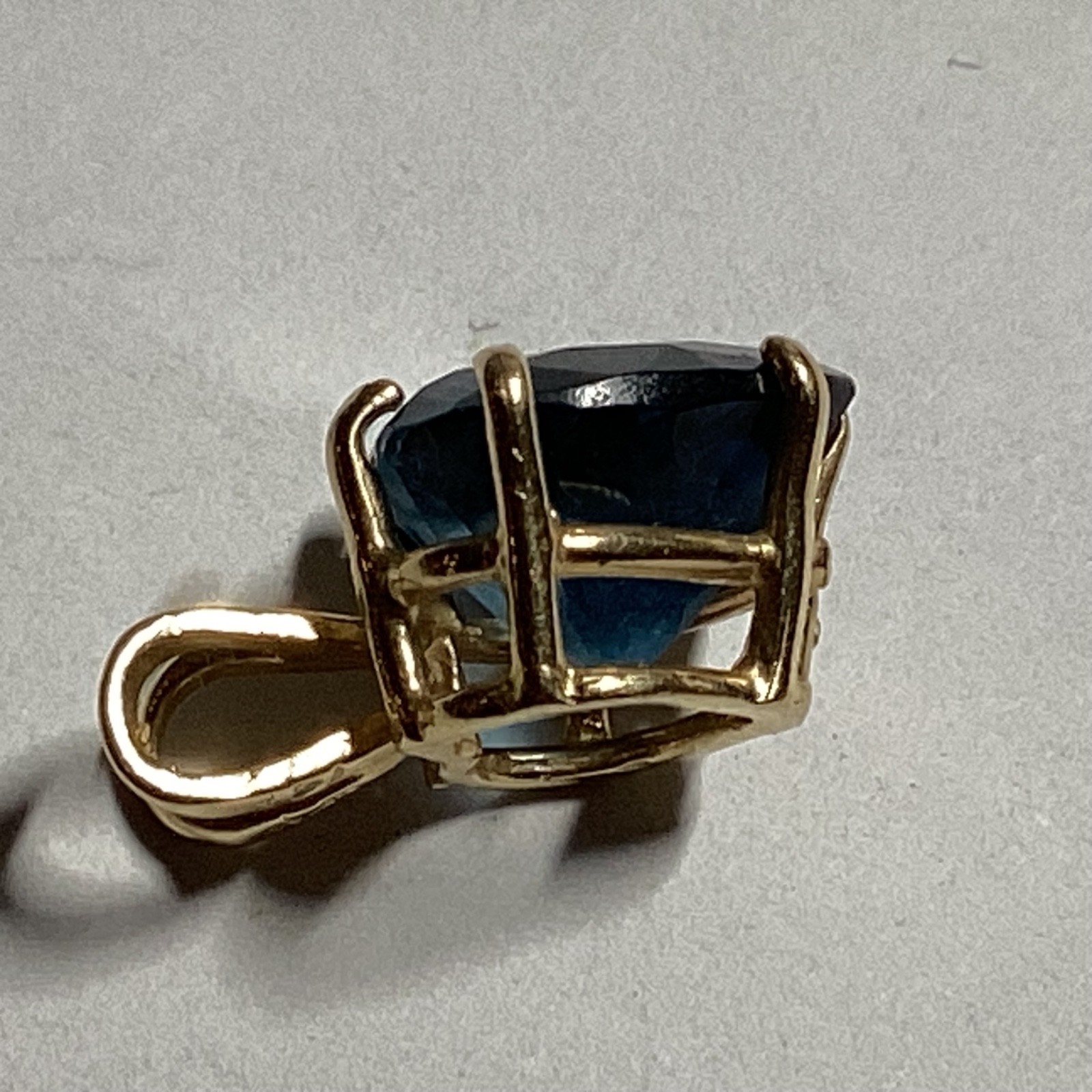 14Kt Gold 8mm Heart London Blue Topaz Gemstone 1/2″ x 1/3″Inch Pendant
