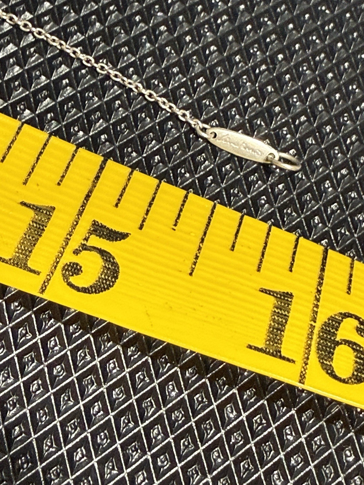 Tiffany & Co Sterling Triple Loops Necklace 5gr. Very Good condition, please s