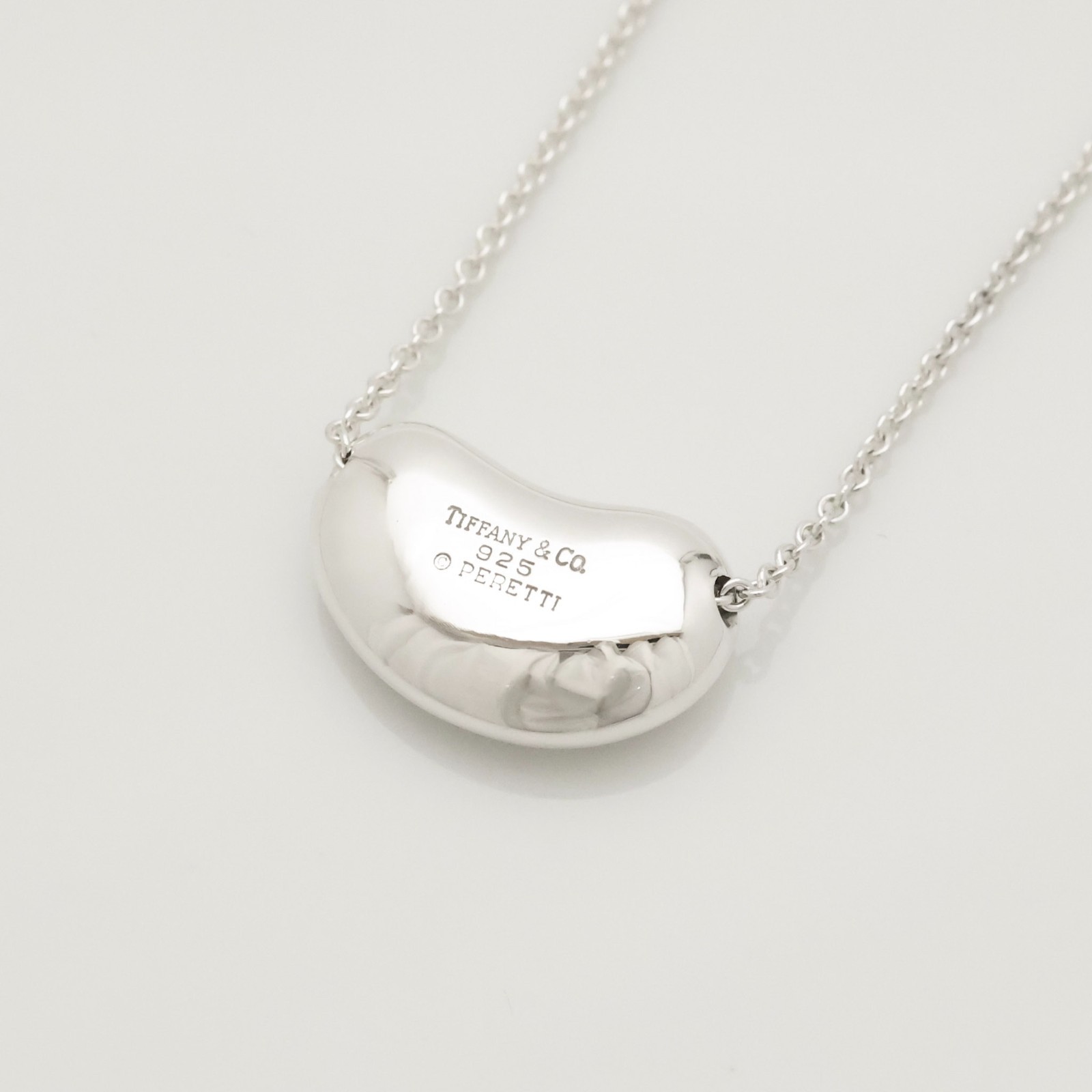 Authentic Tiffany & Co. Peretti Large 20mm Bean Necklace 16″ Silver 925 w/Pouch