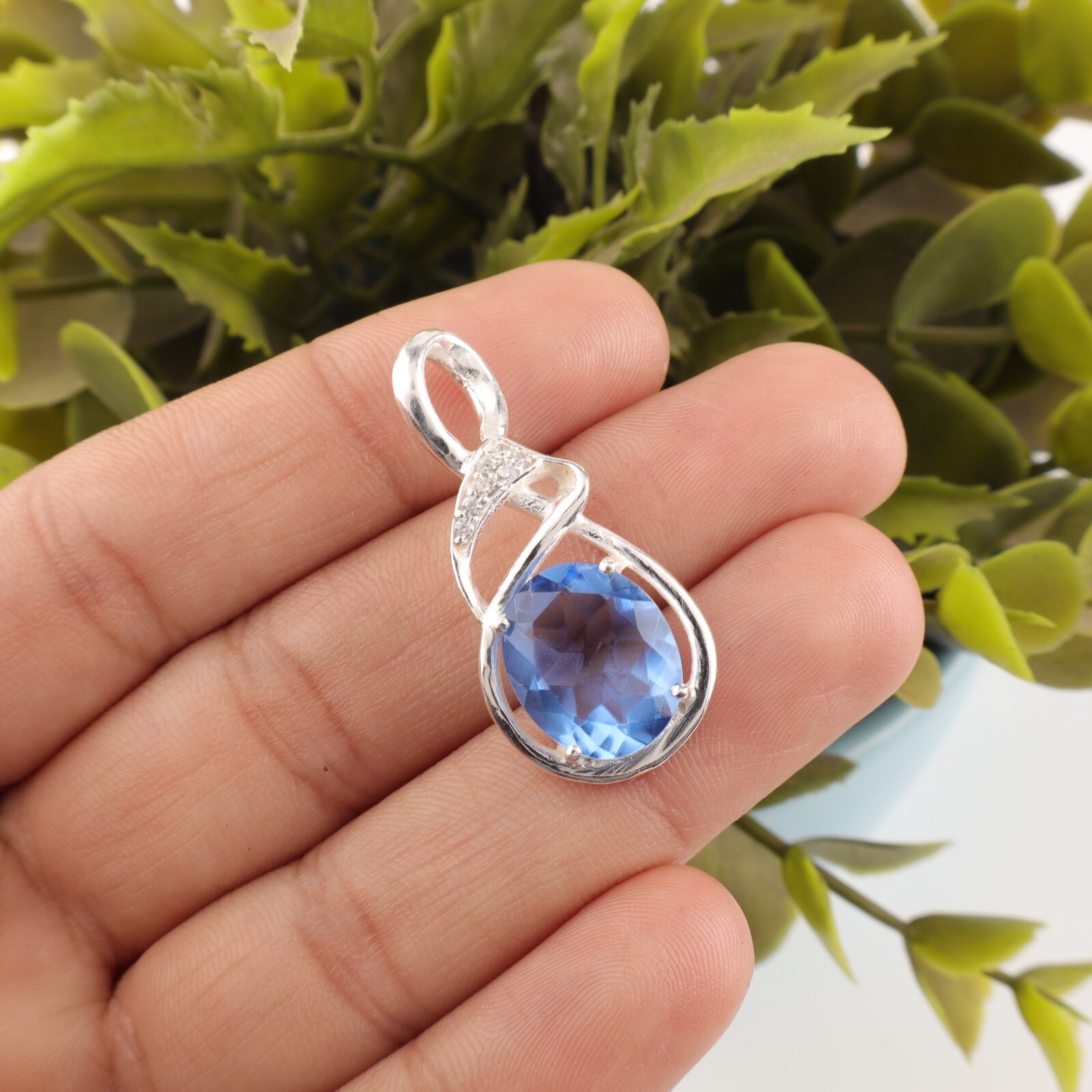 Tanzanite Gemstone 925 Sterling Silver Jewelry Zircon Pendant For Birthday Gift