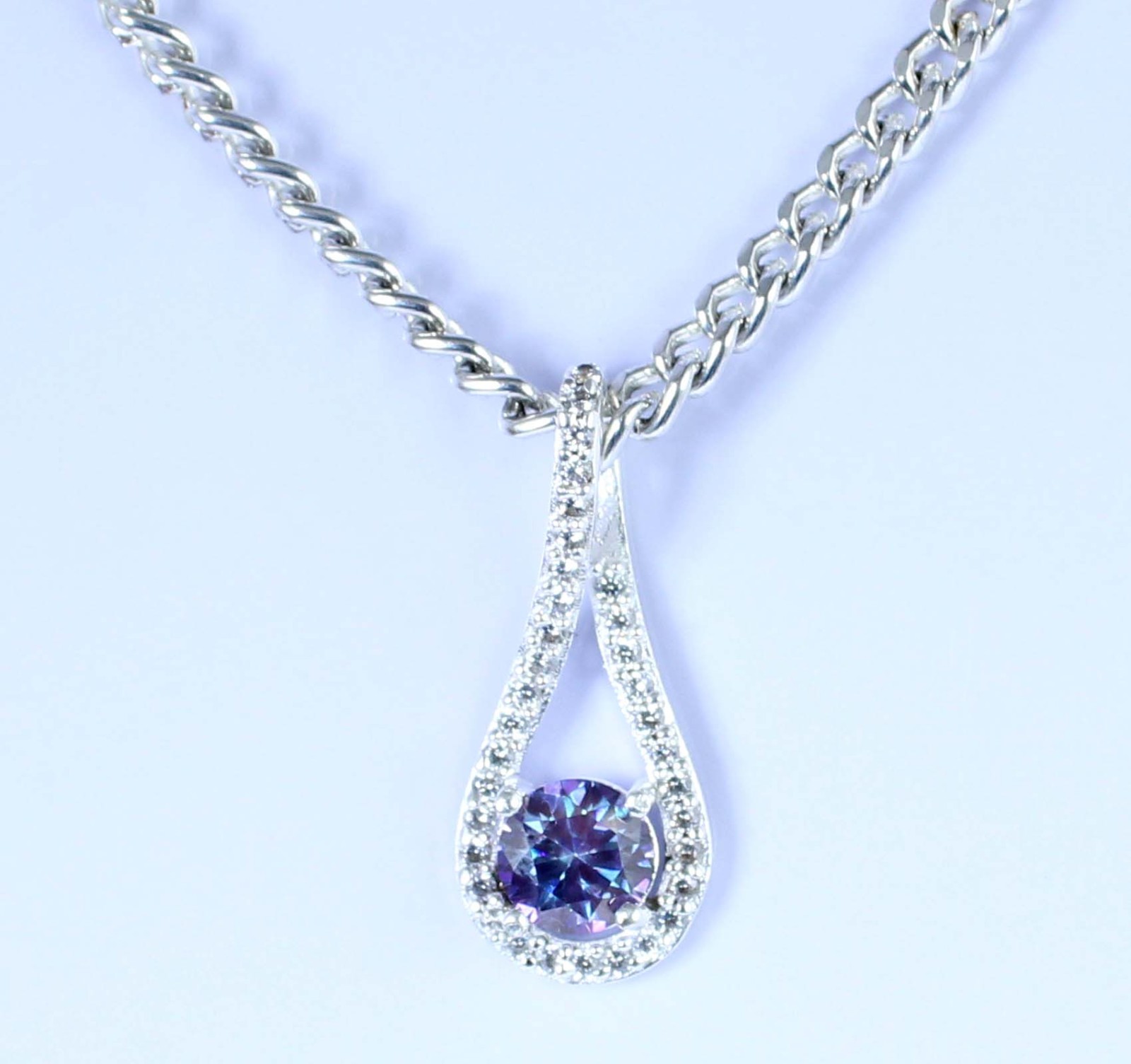 Purple Diamond Solitaire 1.30 Carat Round Cut Certified Latest Design Pendant