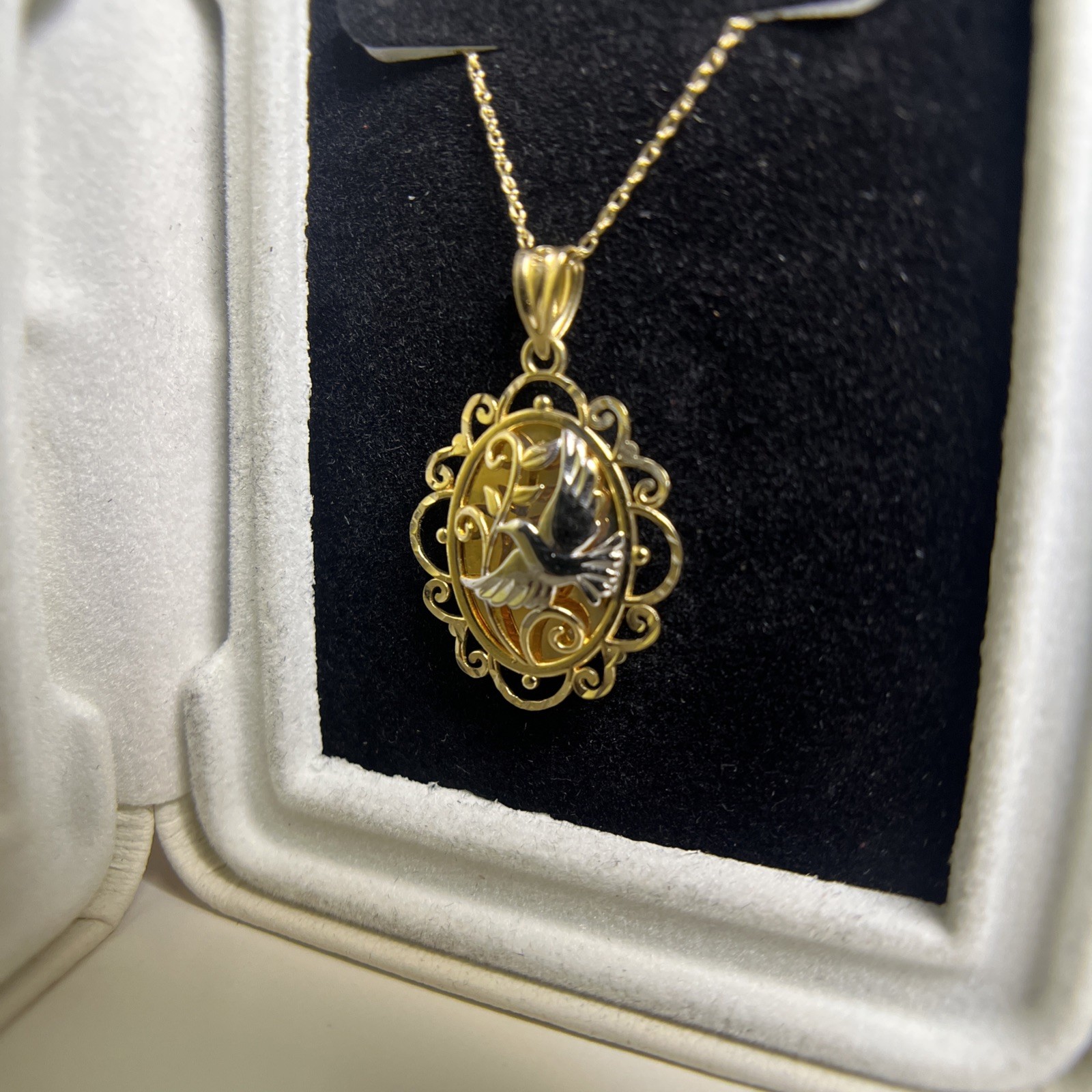 Michael Anthony 10K Gold Dove Olive Branch Pendant Necklace Two Tone Faith w/Box
