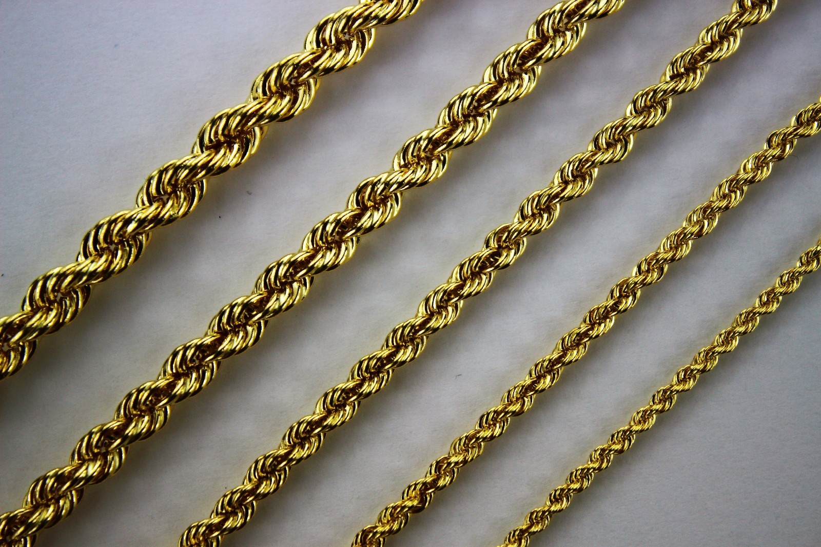 10K Yellow Gold Hollow Rope Chain Necklace 2mm ~ 5mm 16″ ~ 32″