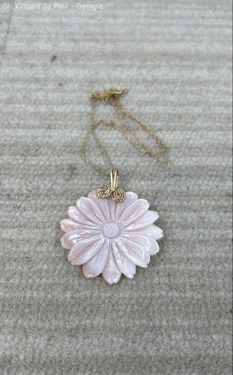 Vintage 14k Yellow Gold Rope Chain Flower Pendant 17 in Necklace Beautiful Cond.