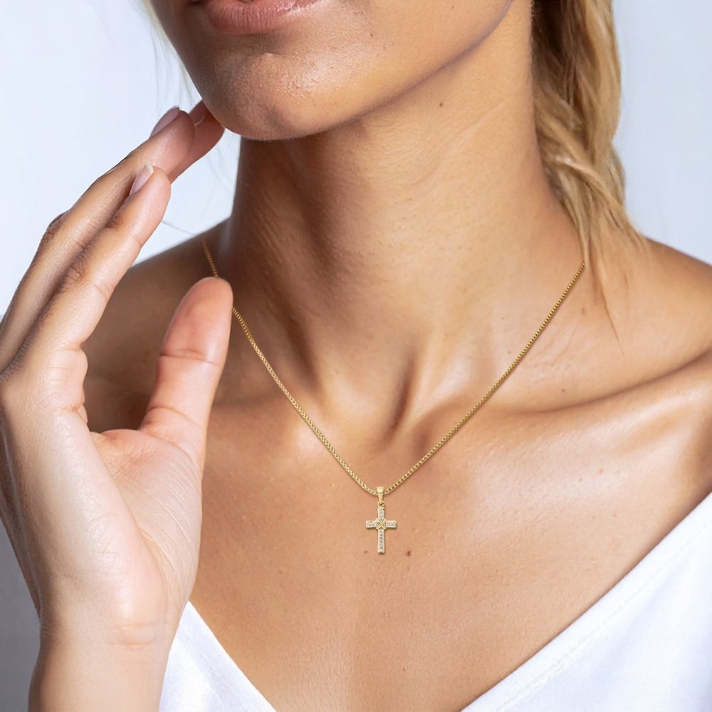 10K Solid Yellow Gold 0.09 ct Diamond Medium Cross Pendant Necklace 23.5mm