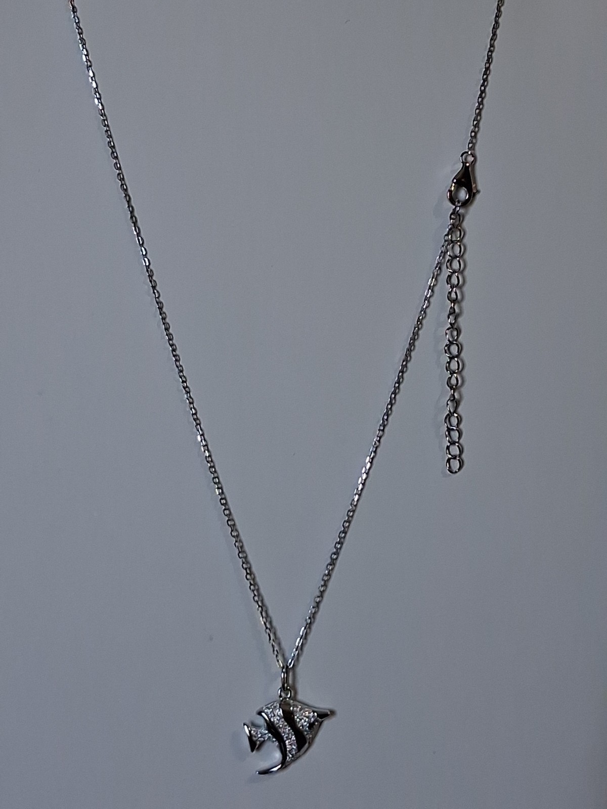 1.50 CTW Moissanite Angelfish Pendant Necklace 925 Sterling Silver 16”-18” Chain
