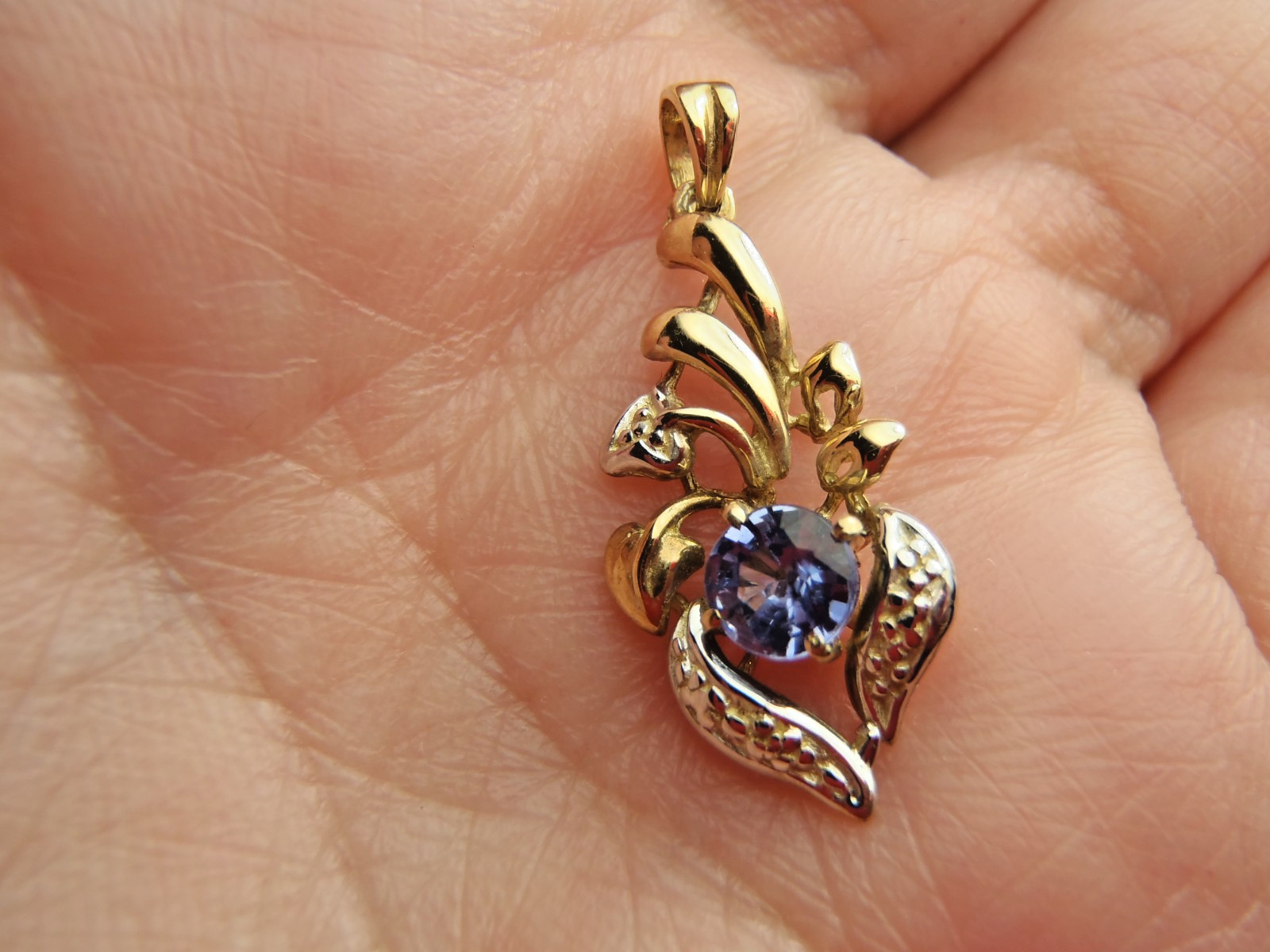 Solid 14k Yellow Gold Tanzanite Pendant 1.4 Grams 26mm x 11mm