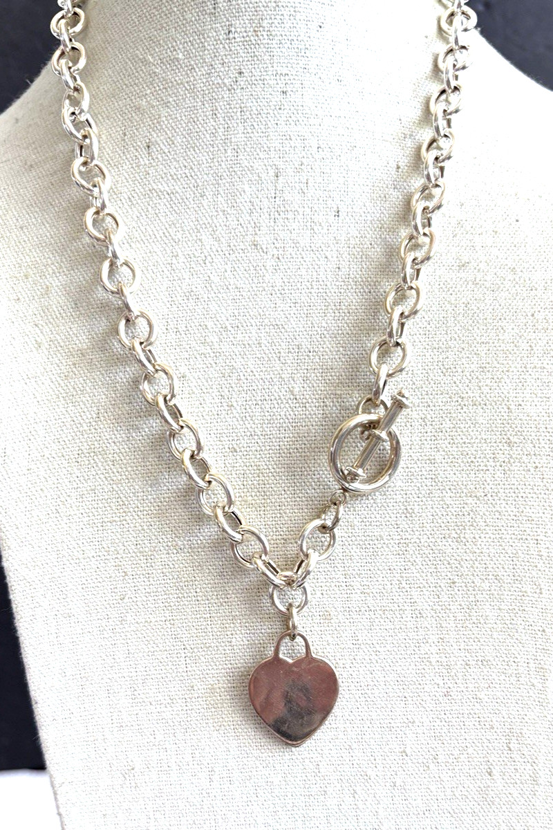 Sterling Silver 925 Round Link Front Toggle Necklace With Heart Dangle 31 Grams