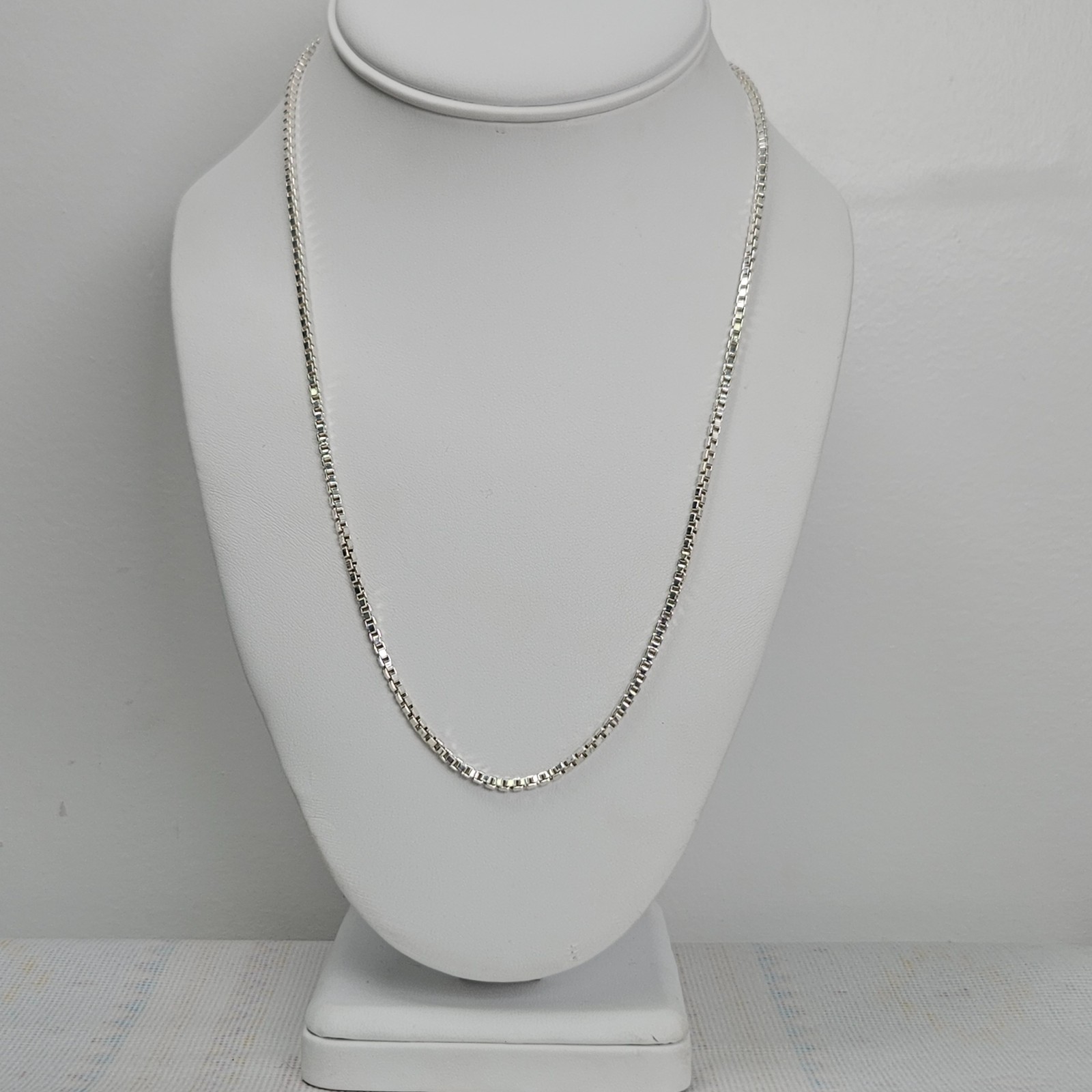 Vintage Sterling Silver AGI Italy 925 Square Box Chain 20″ Necklace Spring Ring