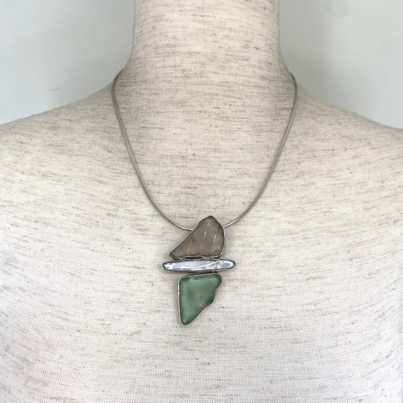Sterling Silver 925 Beach Glass & Biwa Pearl Pendant Necklace 16″-18″ Chain