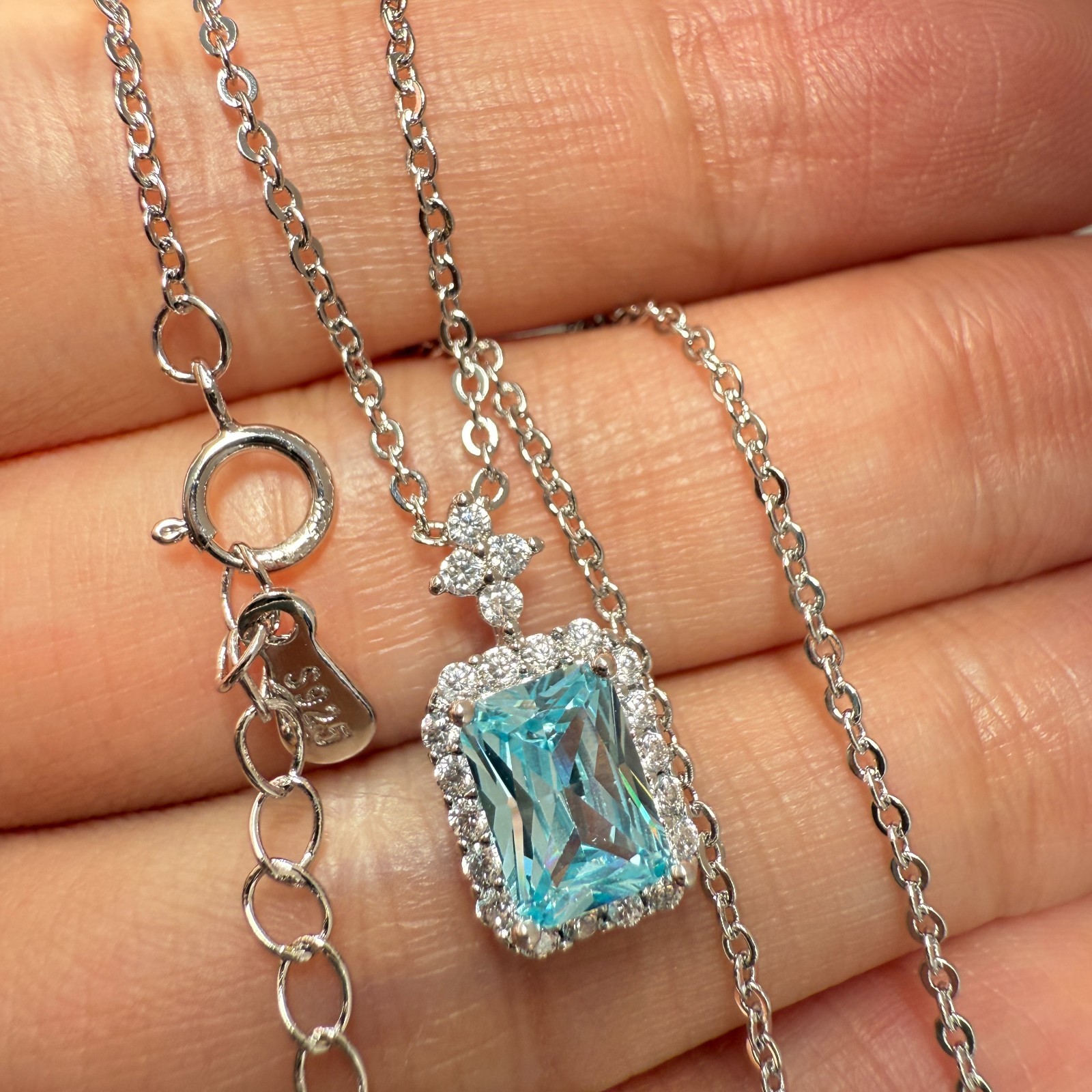 925 Sterling Silver Necklace 7x5mm Natural Aquamarine Birthstone Flower Chain