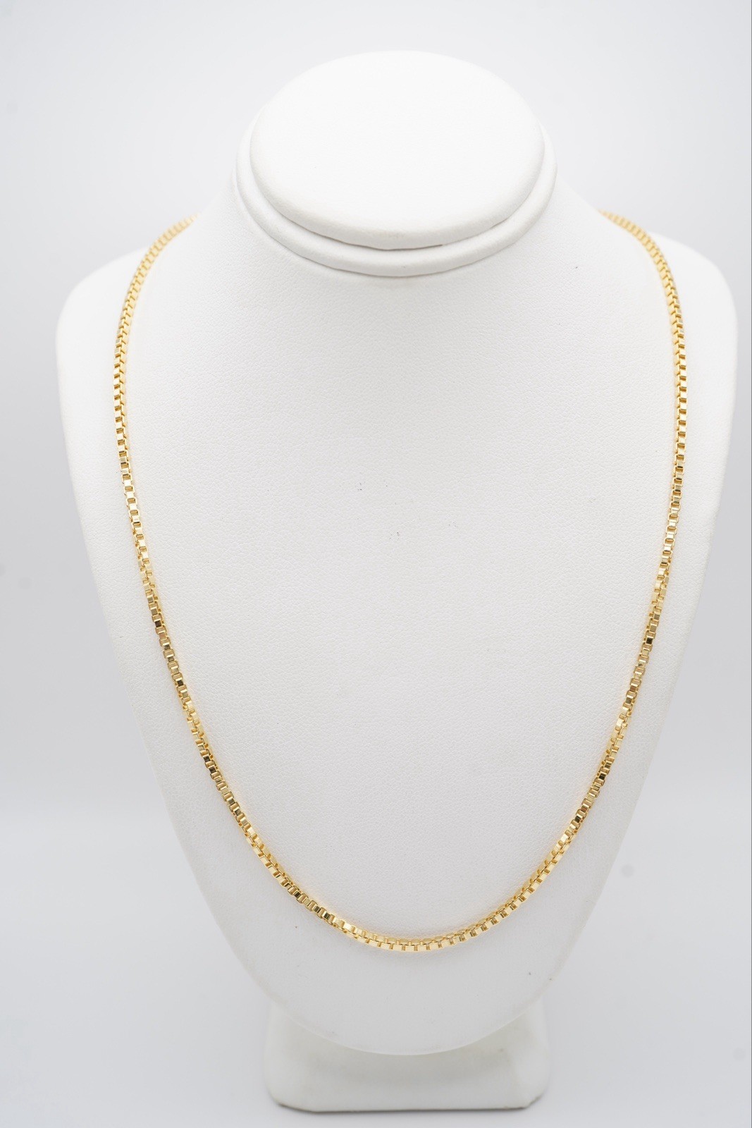 14K Yellow Gold Filled Box Chain, NEW. 24 Inches… 10.5 Grams. 2mm. Spring Ring