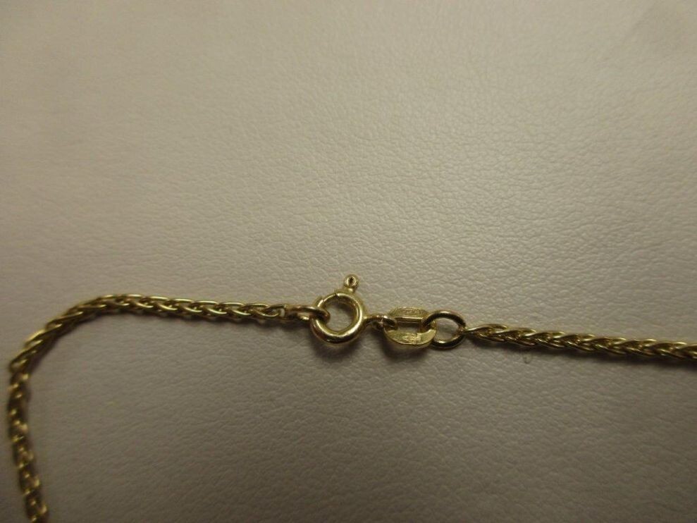 14k yellow gold sapphire and diamond pendant on 18″ 1 1/2 mm round chain