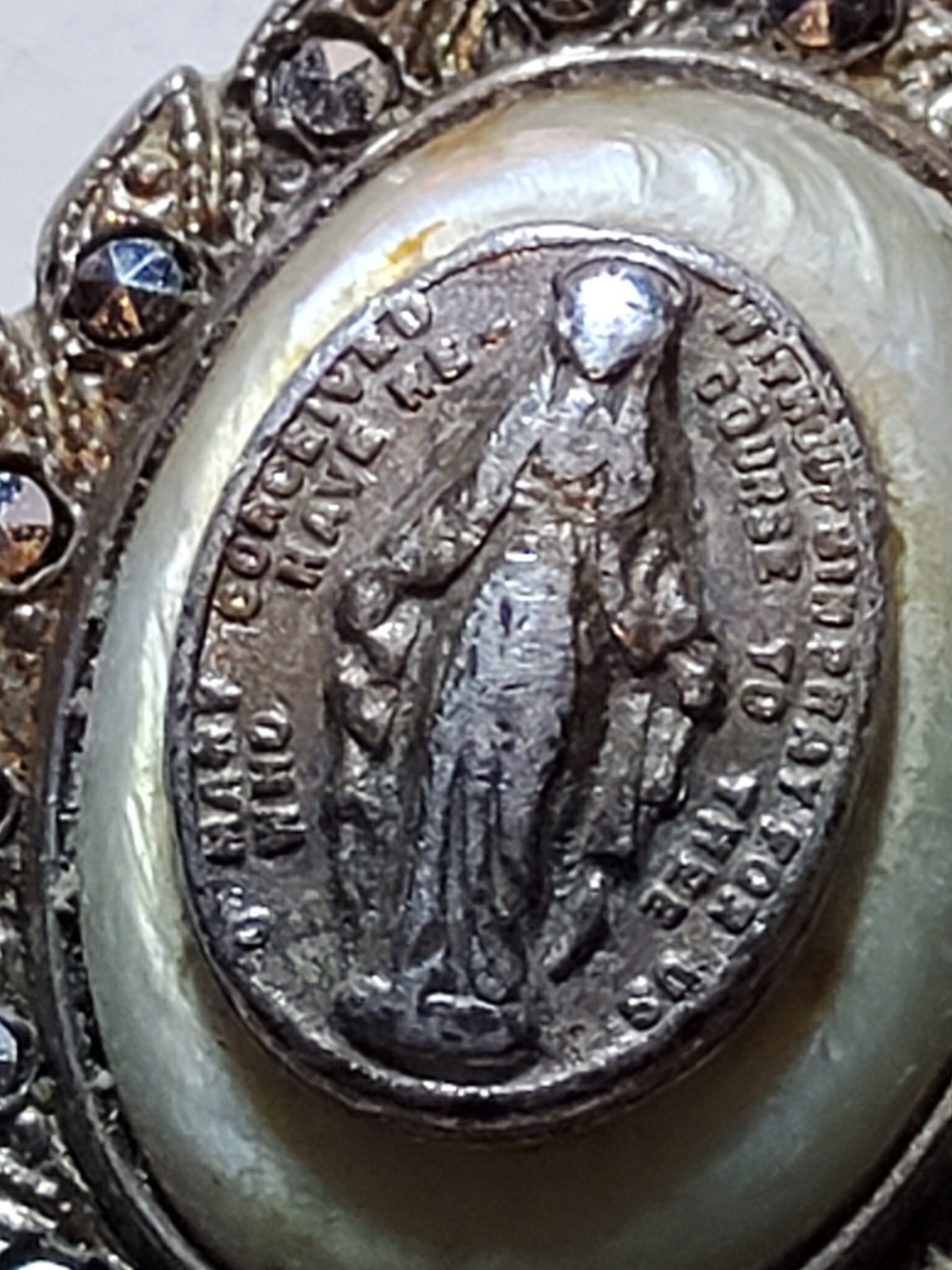 Vtg 925 Sterling Miraculous Metal Mother Of Pearl Marcasite Pendant Virgin Mary