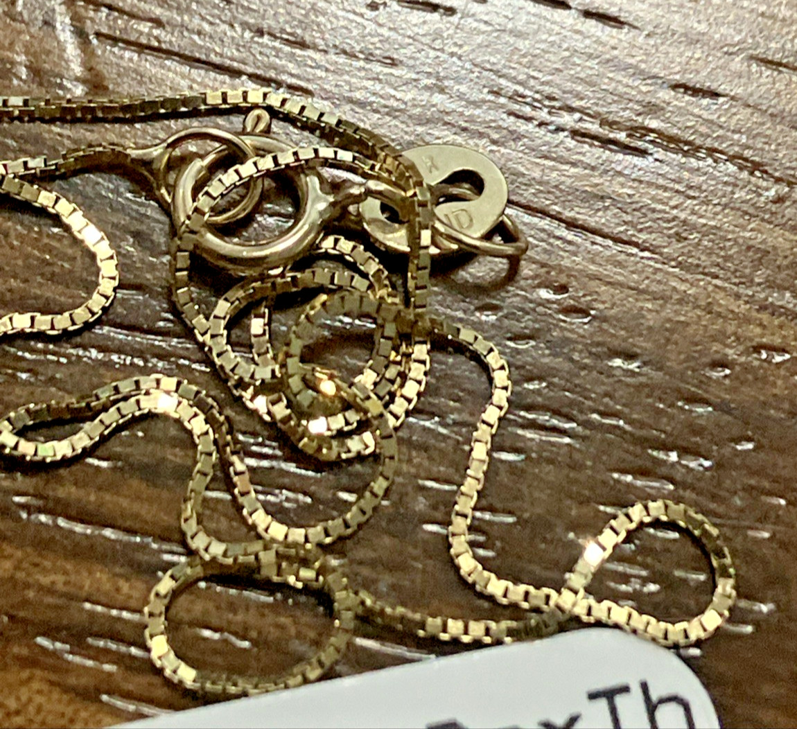 10kt Real Gold Thin Box Chain 0.9grams 20inches GND Brand New with Retail Tag