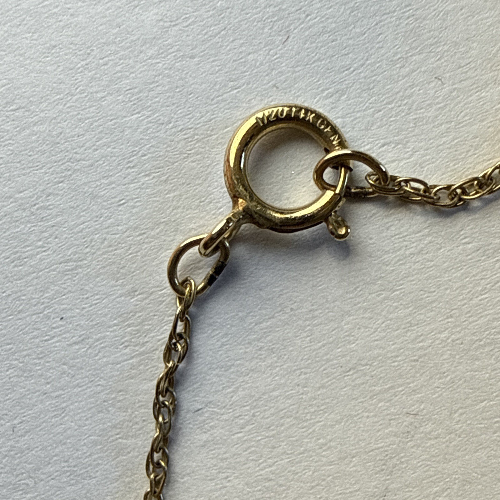10K Yellow Gold Diamond Pavé Heart Key Charm Pendant Cable Necklace Signed