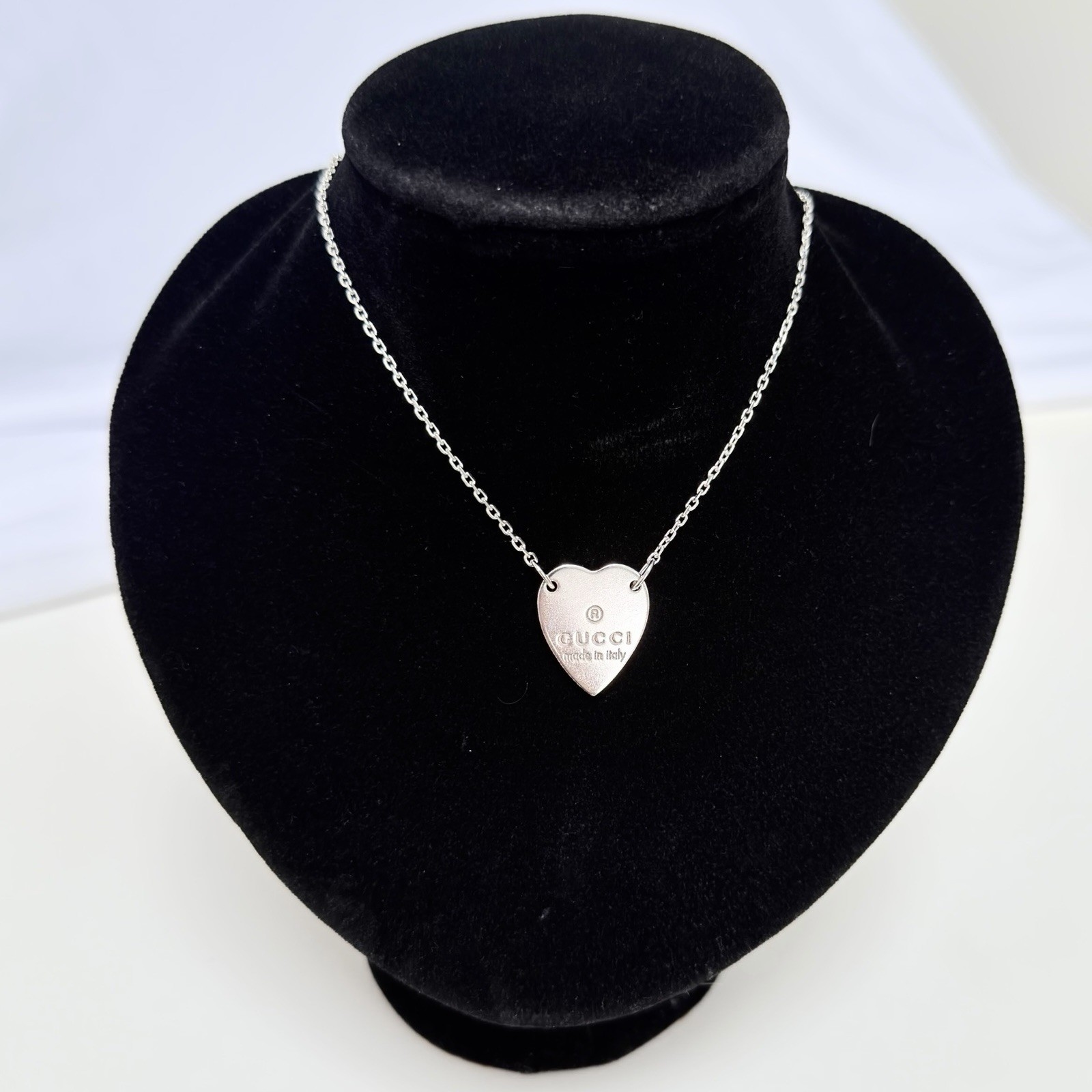 Authentic Gucci Heart Sterling Silver 925 Women’s Necklace 48cm With Packaging