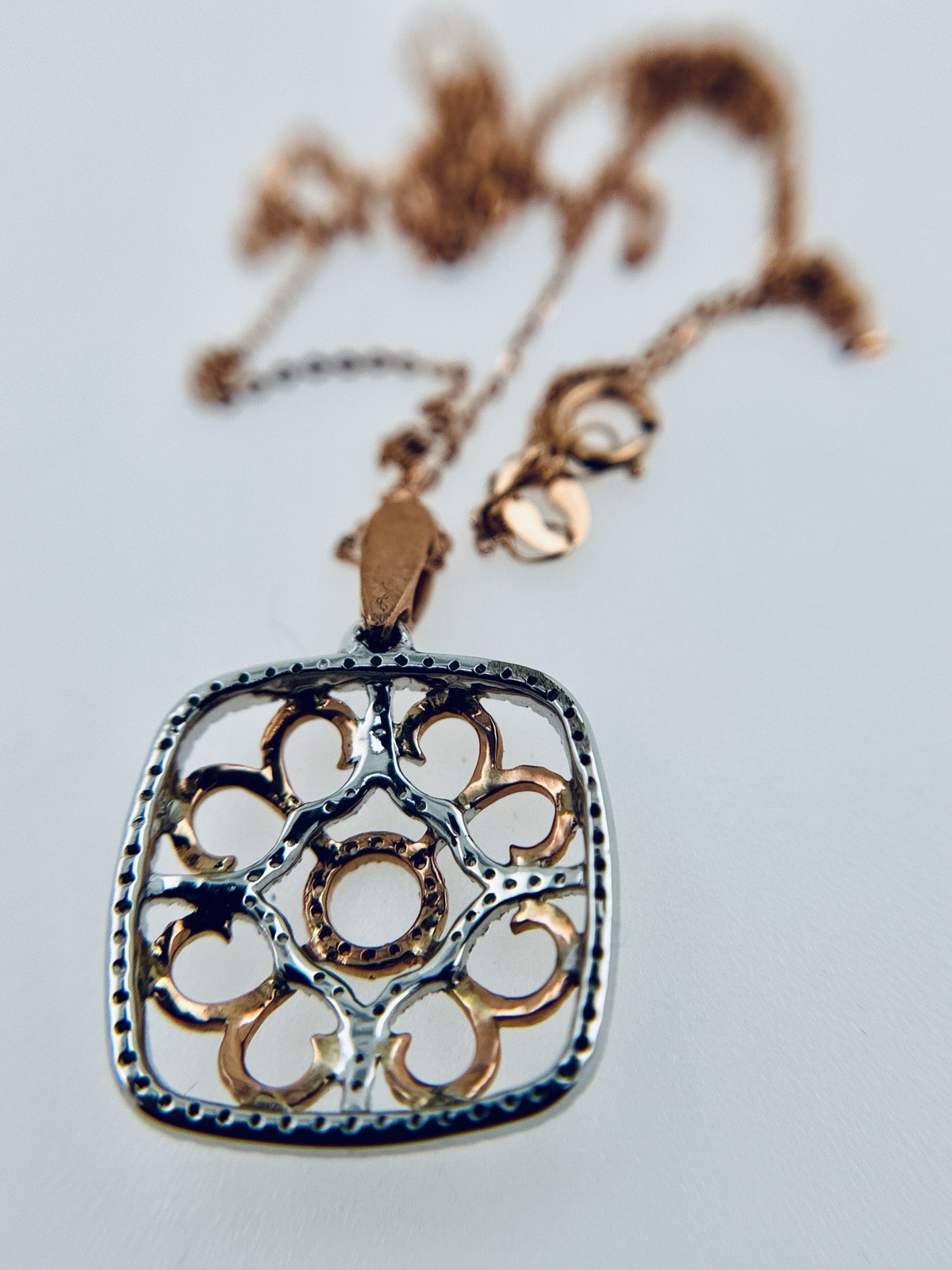 14k White Rose Gold .35Cttw Diamond Filigree Pendant Necklace19.5″, 2.67g approx
