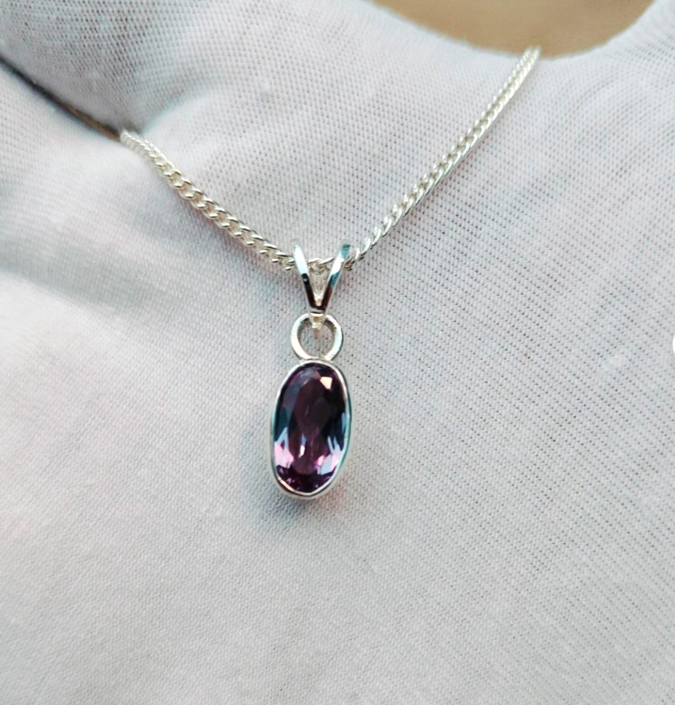 Natural Alexandrite 100% Color Change Gemstone Pendant 925 Sterling Silver