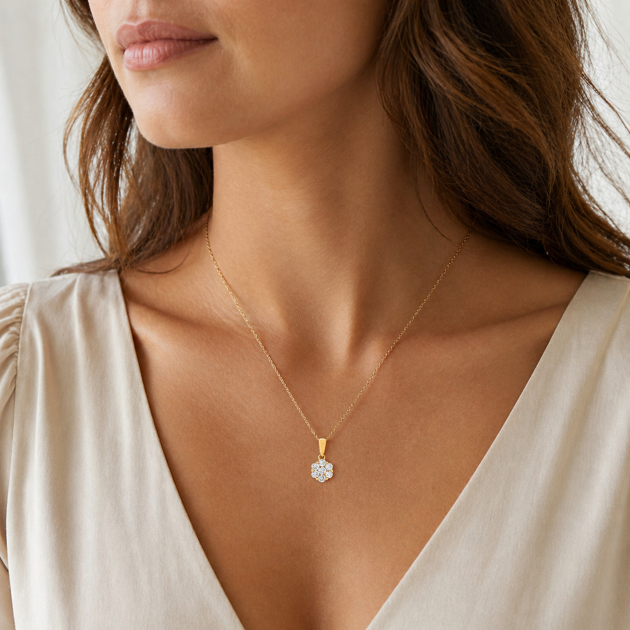 0.50 cttw Natural Diamond Illusion Pendant Necklace, 14KY Adjustable Chain