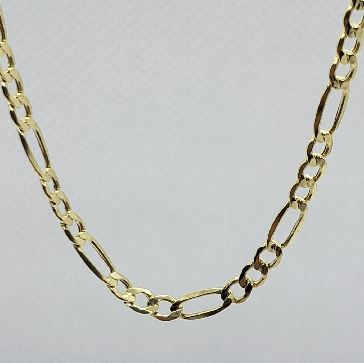 Authentic 10K Yellow Gold Hollow Figaro Chain Necklace 2.6mm Size 16″ to 26″