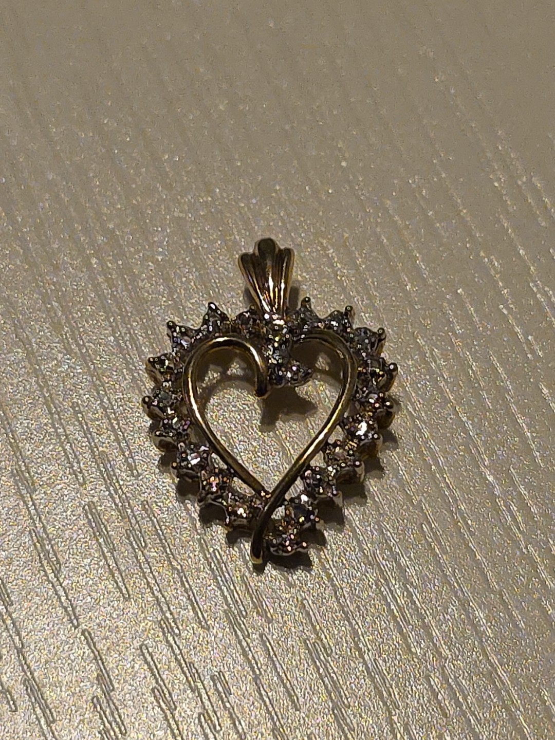 10K Yellow Gold Solid Heart Charm Beautiful Pendant