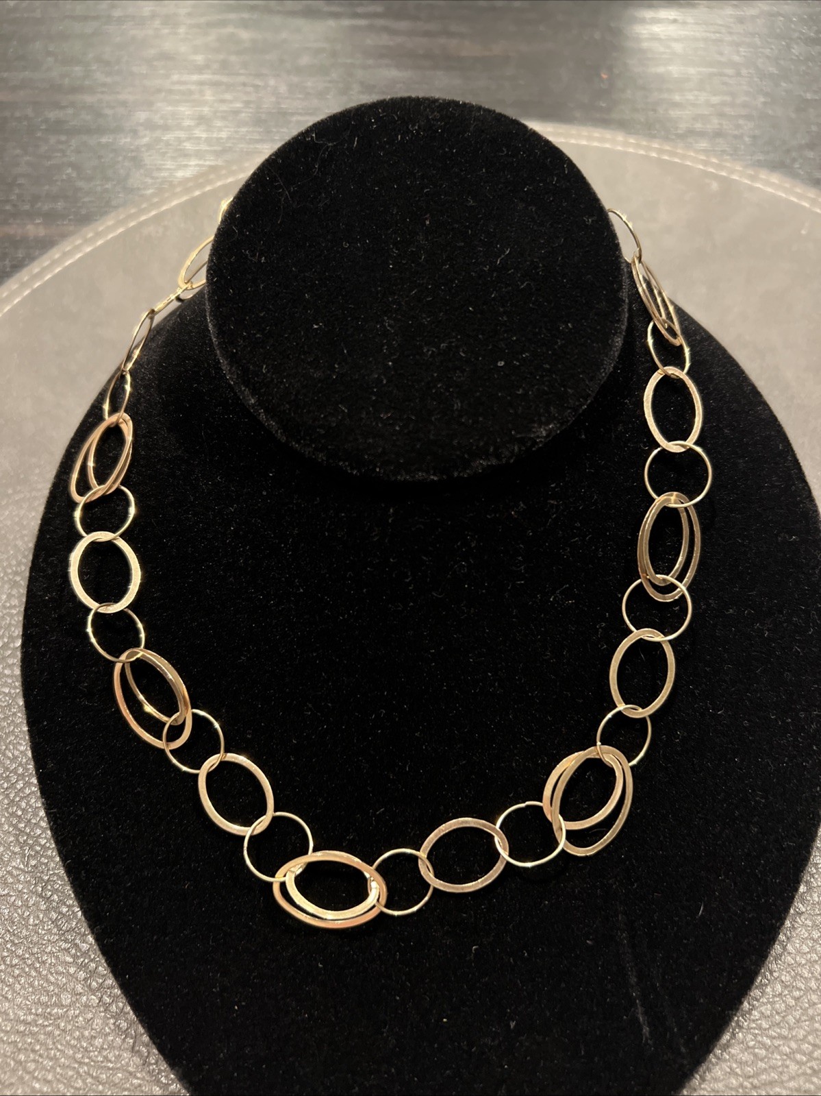 Vintage 14k Yellow Gold Circular Chain Necklace Weight 10 Grams Length 17 Inches