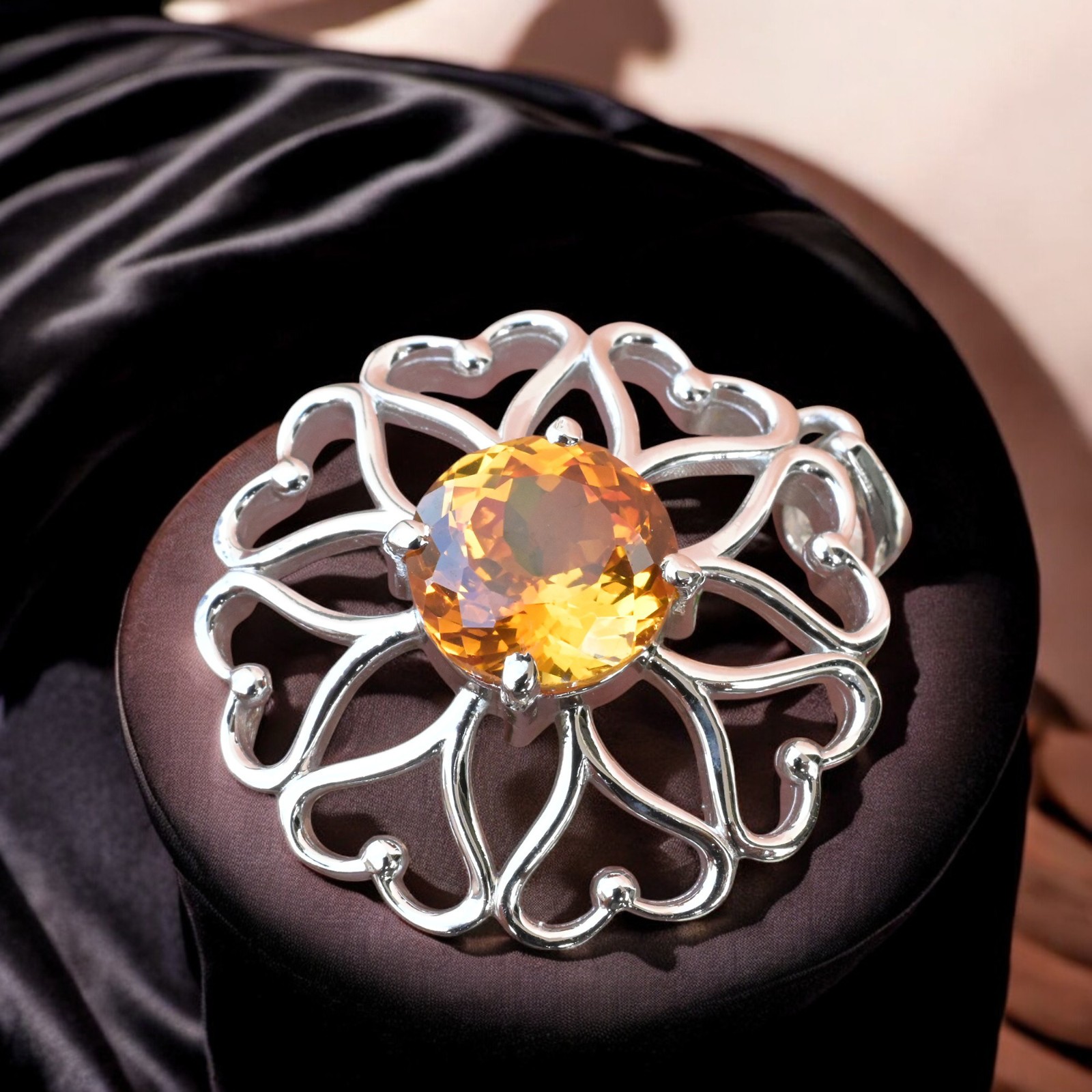 Certified Orange Sapphire 32 Ct Flower Shape Pendant 925 Sterling Silver MG002