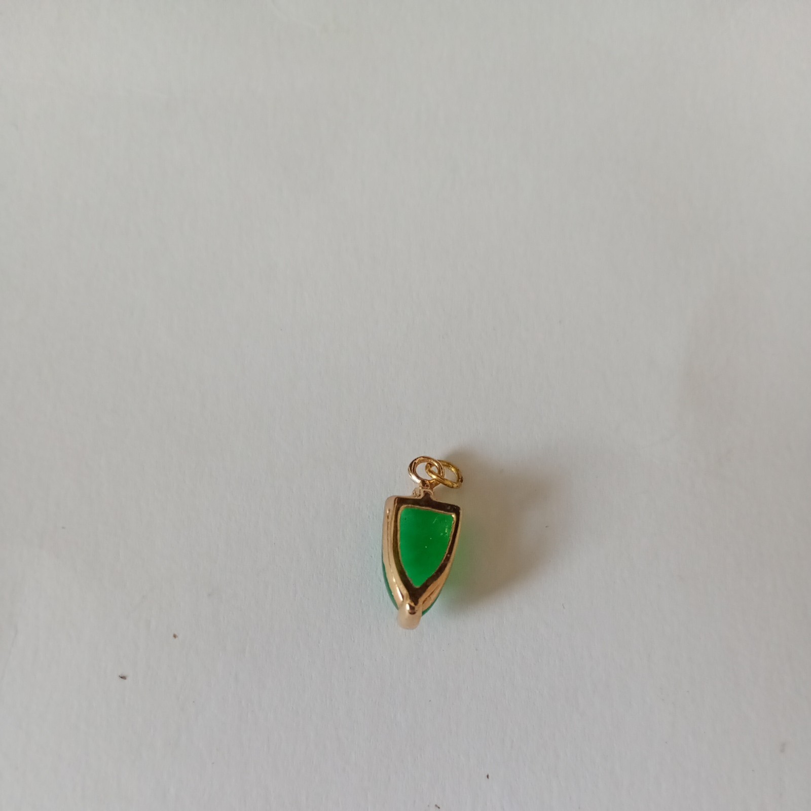 Green Jade Pendant water drop 9ct gold bezel Settings