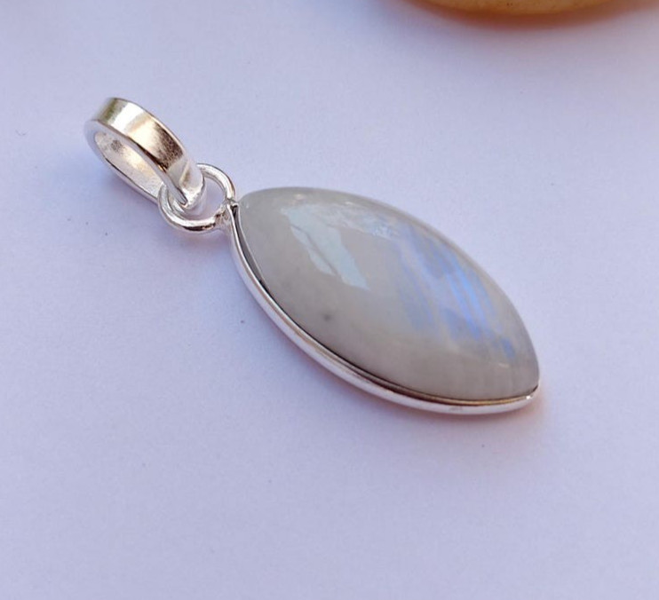 Rainbow Moonstone Gemstone Pendant 925 Sterling Silver Handmade Jewelry Gift For