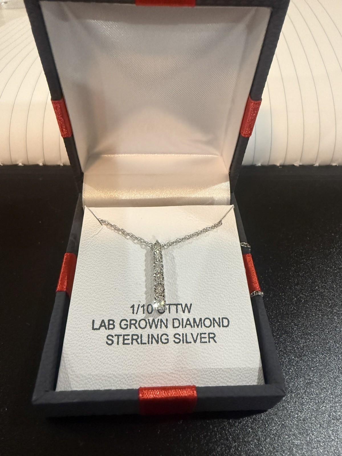 JC Penny Sterling Silver 1/10 ct Diamond Pendant Necklace 18″ NEW Original Box