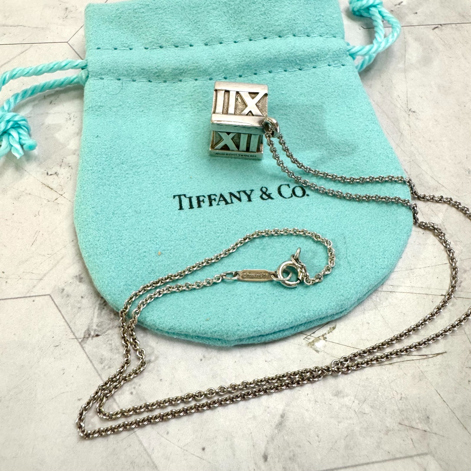 Tiffany & Co Atlas Cube Necklace Italy Sterling Silver Pendant Pouch 20g Rare