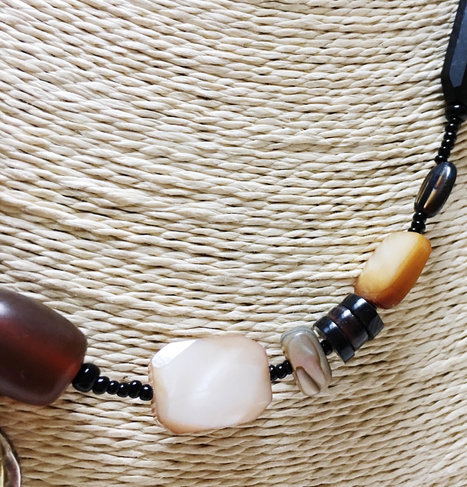 SILPADA MOP Teardrop Pendant Necklace N1787 Shell 925 Pearl Brass VERY GOOD COND