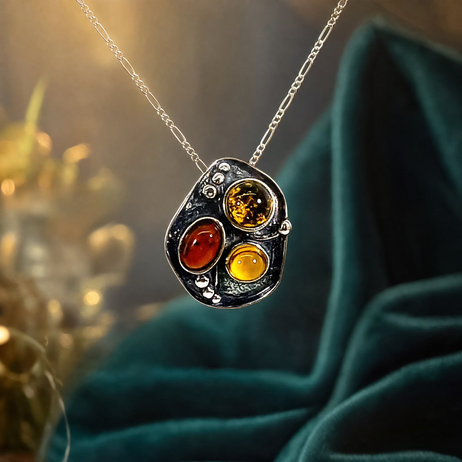 Vintage 925 Sterling Silver Art Deco Baltic Amber Necklace