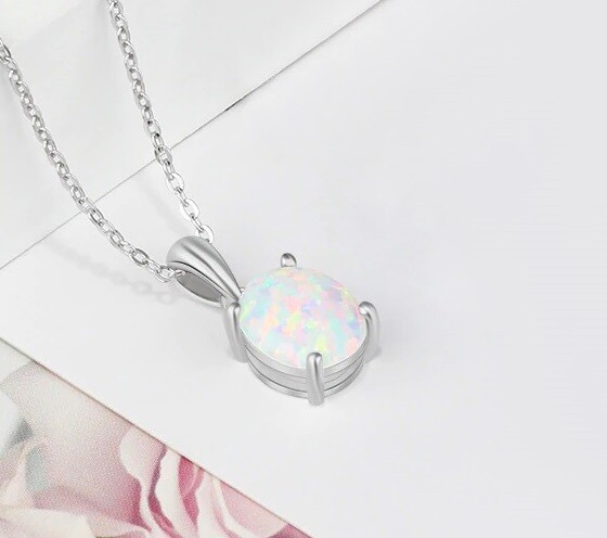 925 Sterling Silver White Fire Opal Womens Chain Link 18″ Pendant Necklace D679