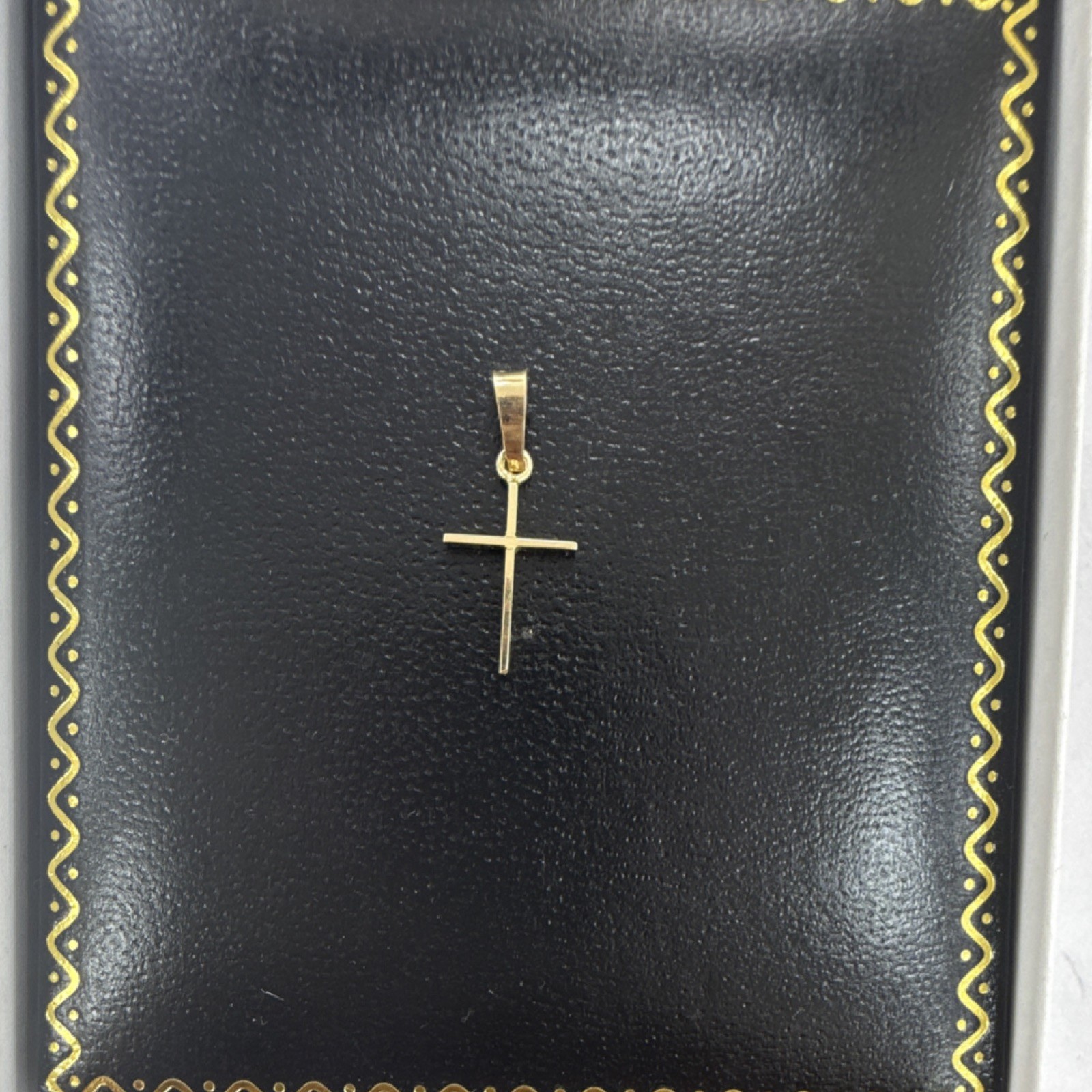 Yellow Gold 14k 0.33 gm cross pendant charm religious