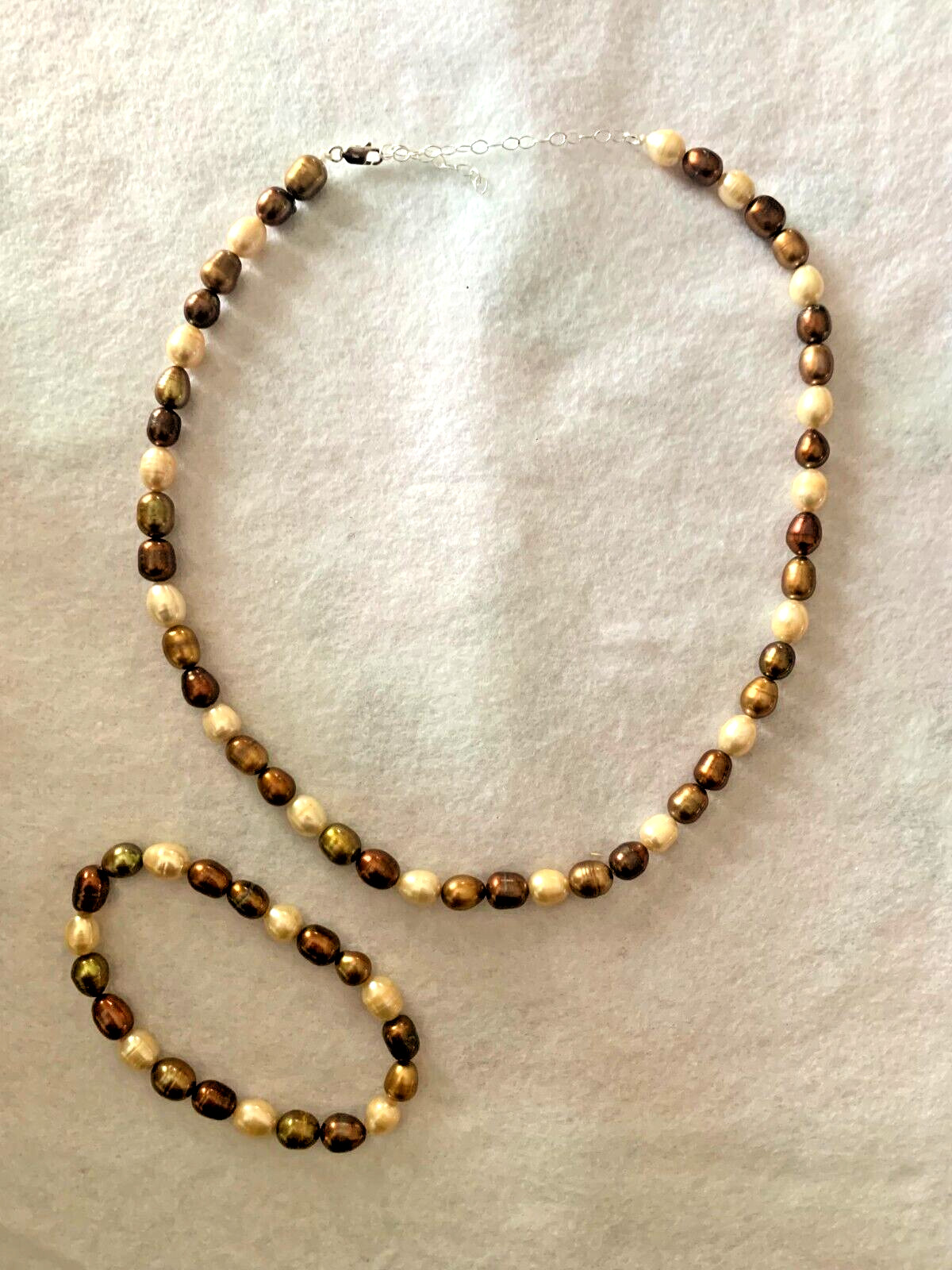 FRESH WATER BARREL RINGED PEARL 18″ NECKLACE W/SS CLASP/STRETCH BRACELET SET