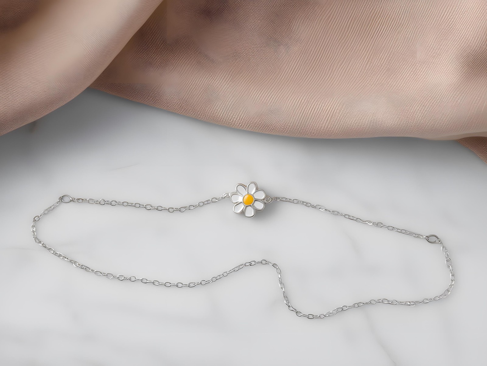 Sterling Silver Daisy Pendant Necklace: Minimalist Floral Chain