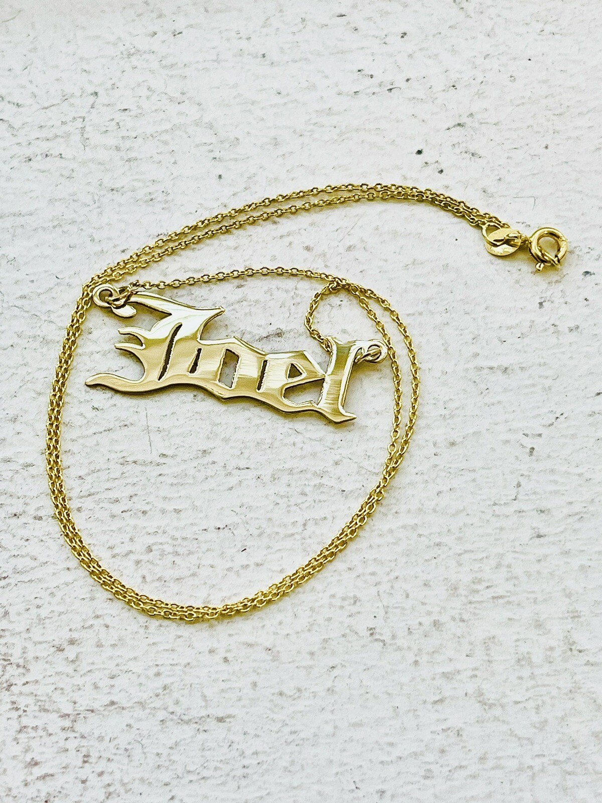 14K Solid Yellow Gold Personalized Custom Name Necklace-Old English Font