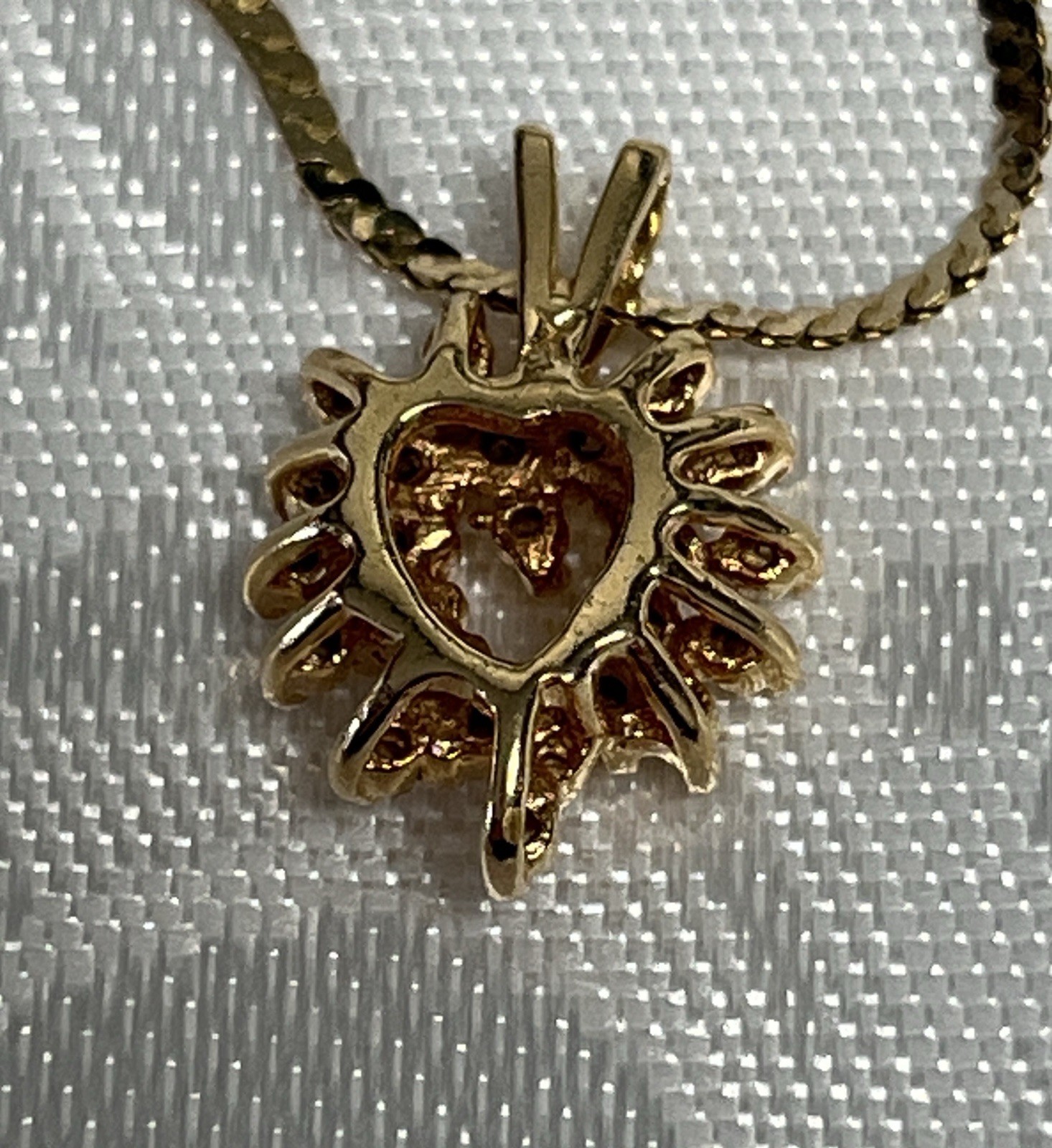 Price reduced! 14K Yellow Gold Diamond Cluster Heart Pendant W/16”YG Chain