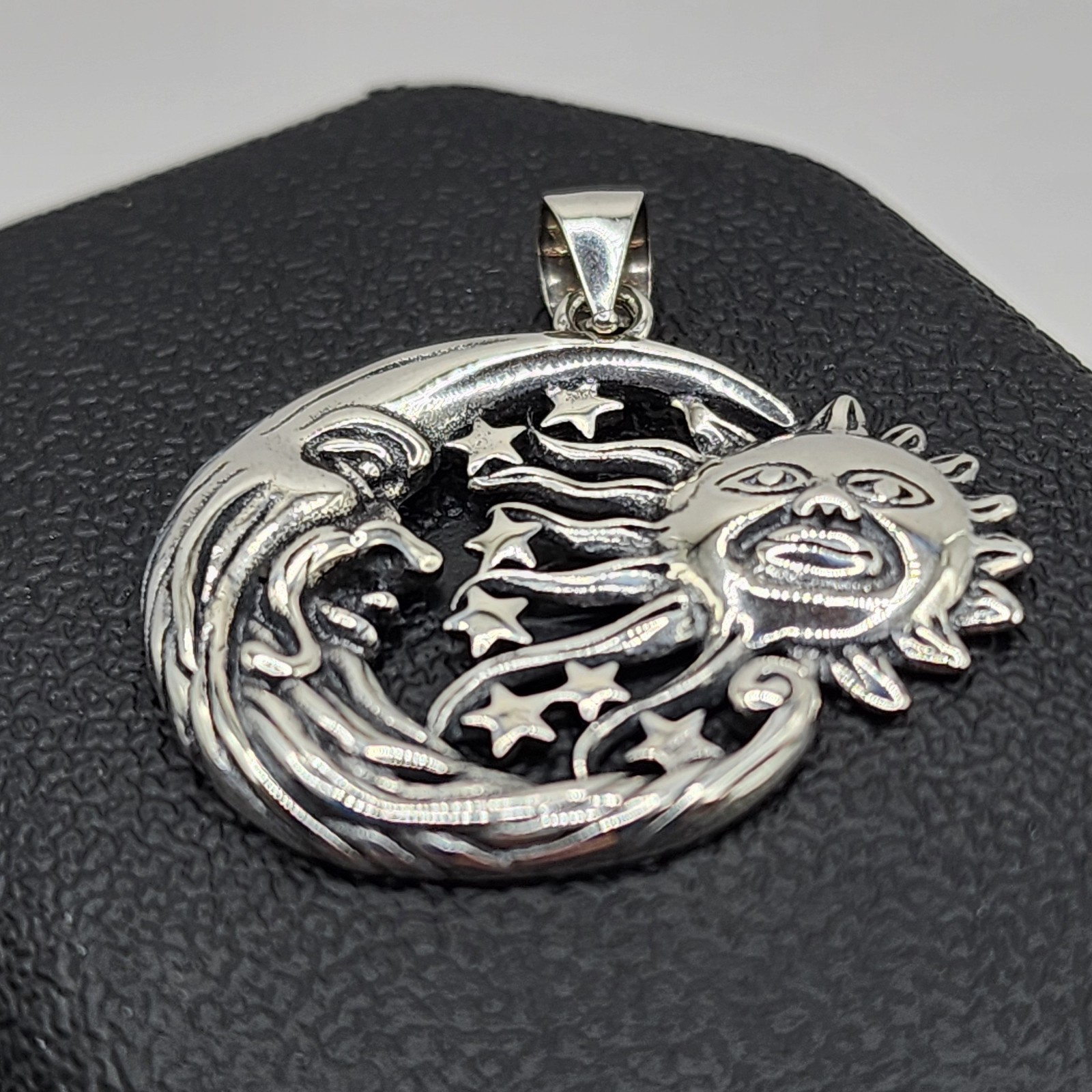 925 NEW Sterling Silver Pendant- Moon & Sun 26mm in Length 26mm Width ~FREE…