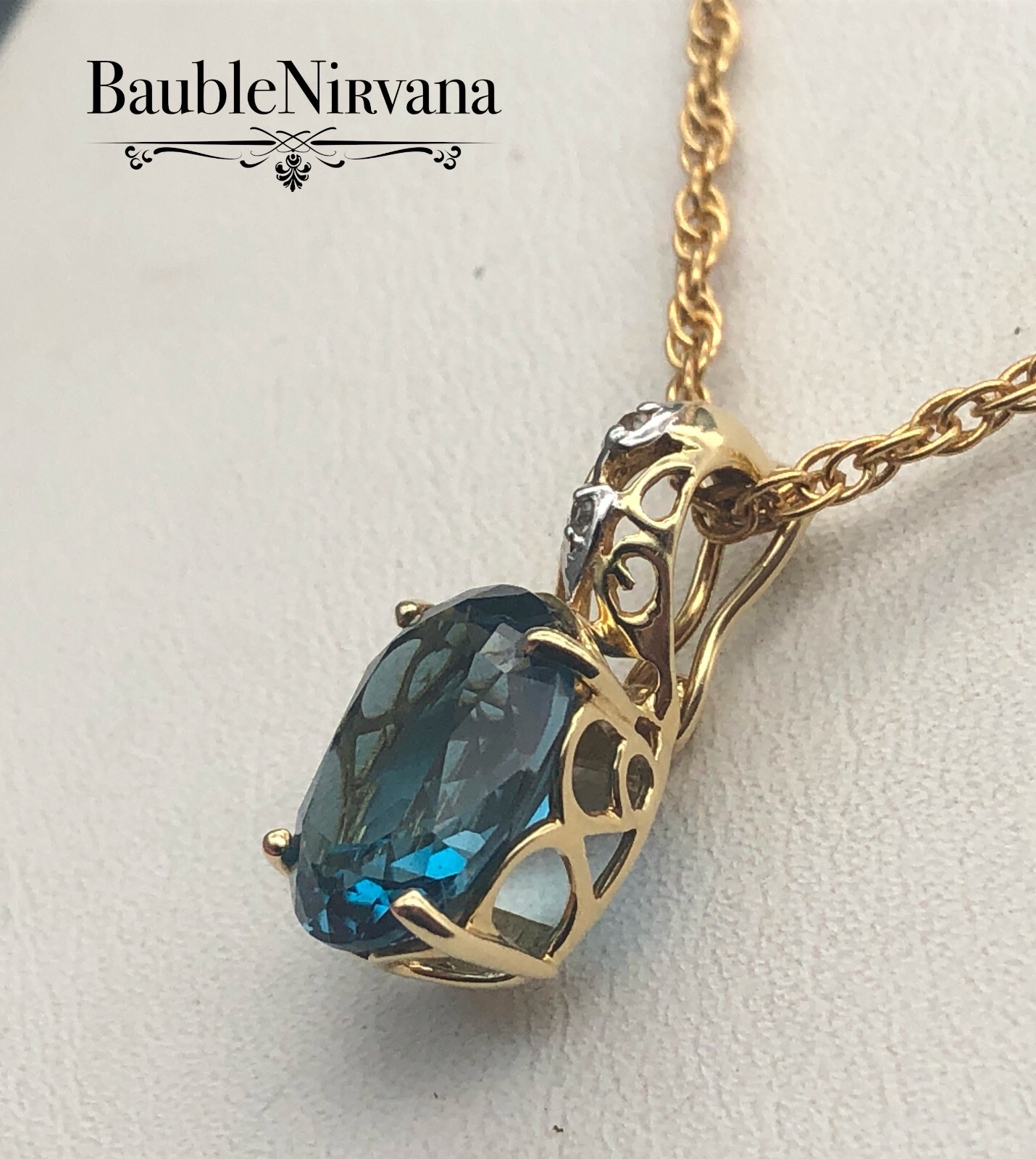 Vintage 14K Yellow & White Gold Filigree Oval Blue Topaz Pendant