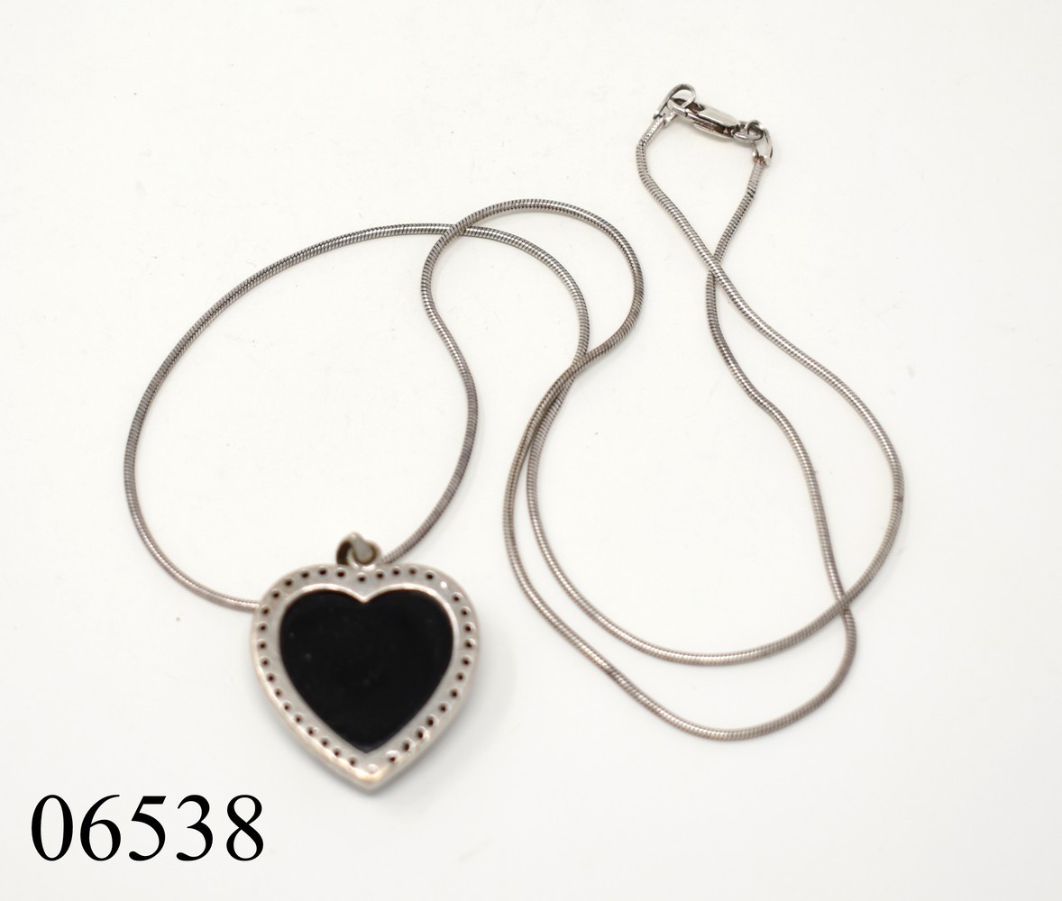 18″ Sterling Silver Black Rhinestone Heart Pendant Snake Chain Choker Necklace