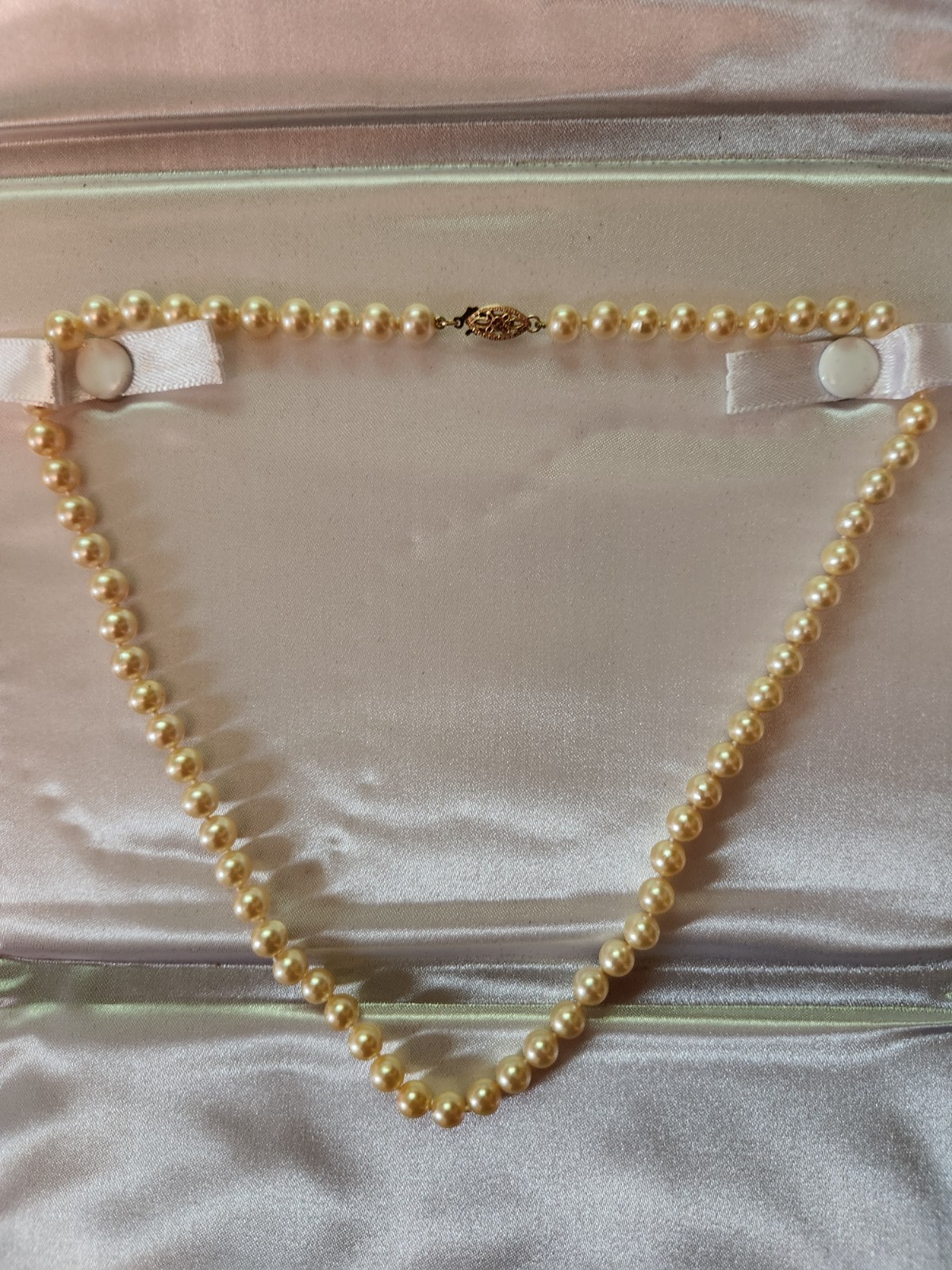 18 inch Akoya Gold Pearl Necklace
