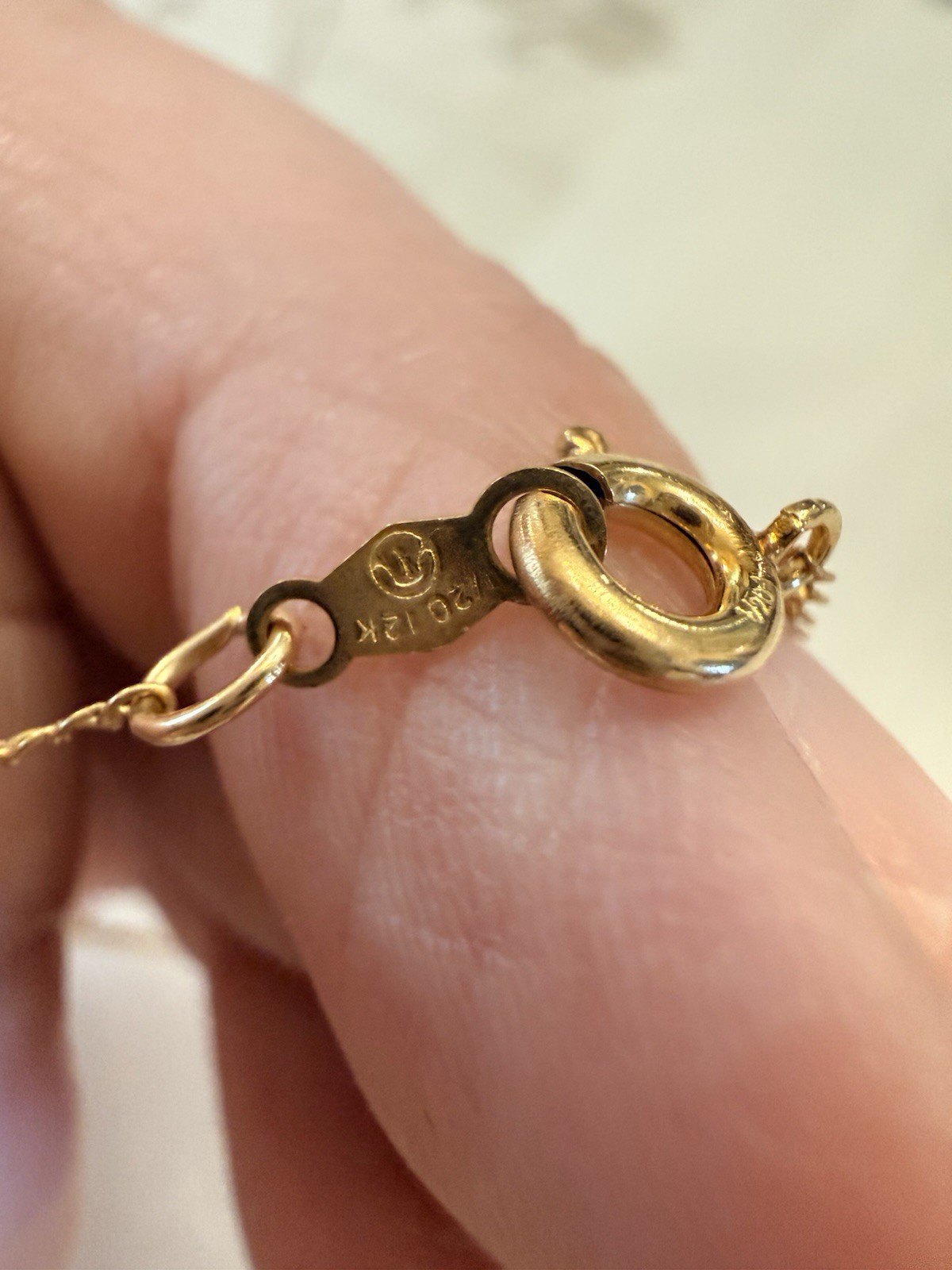14K Yellow Gold Heart Pendant Box Chain Necklace 18″ Spring Ring Signed