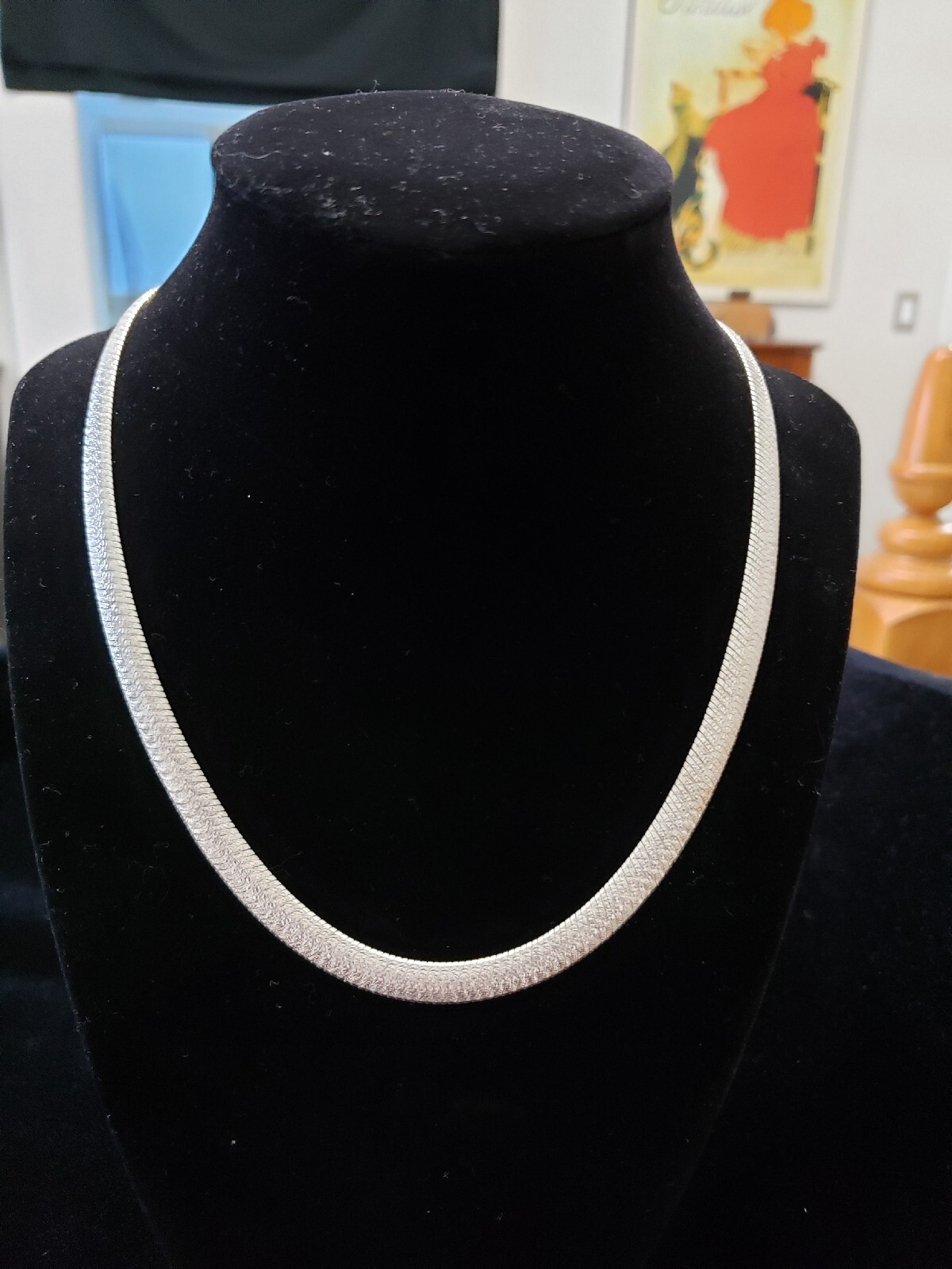 Italian Textured Herringbone Necklace. 17″ 6.7mm width .925 Beautiful! EUC.