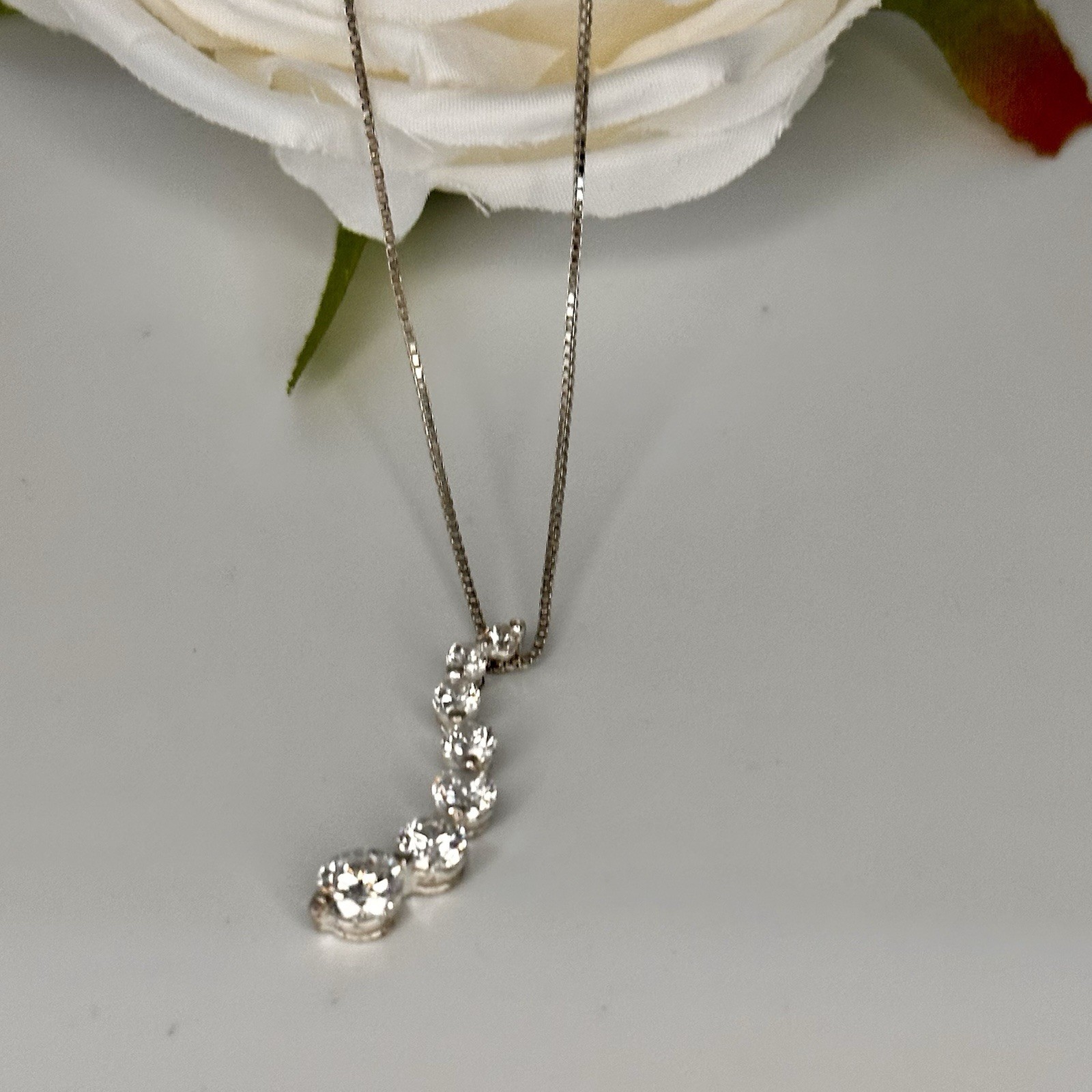 925 Sterling Silver CZ Graduated Drop Pendant Necklace Dainty Chain Elegant